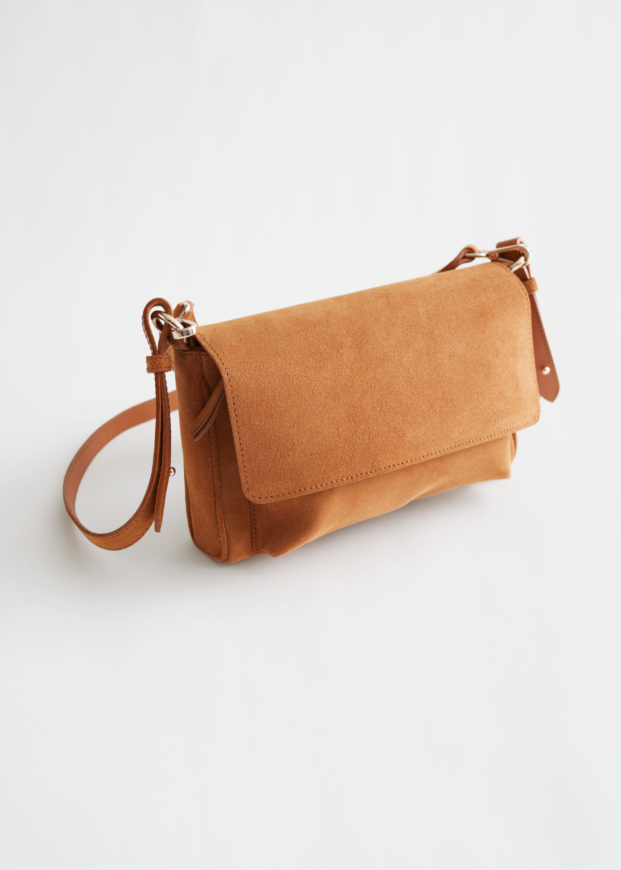 LeatherCrossbodyBag - Black - Natura morta