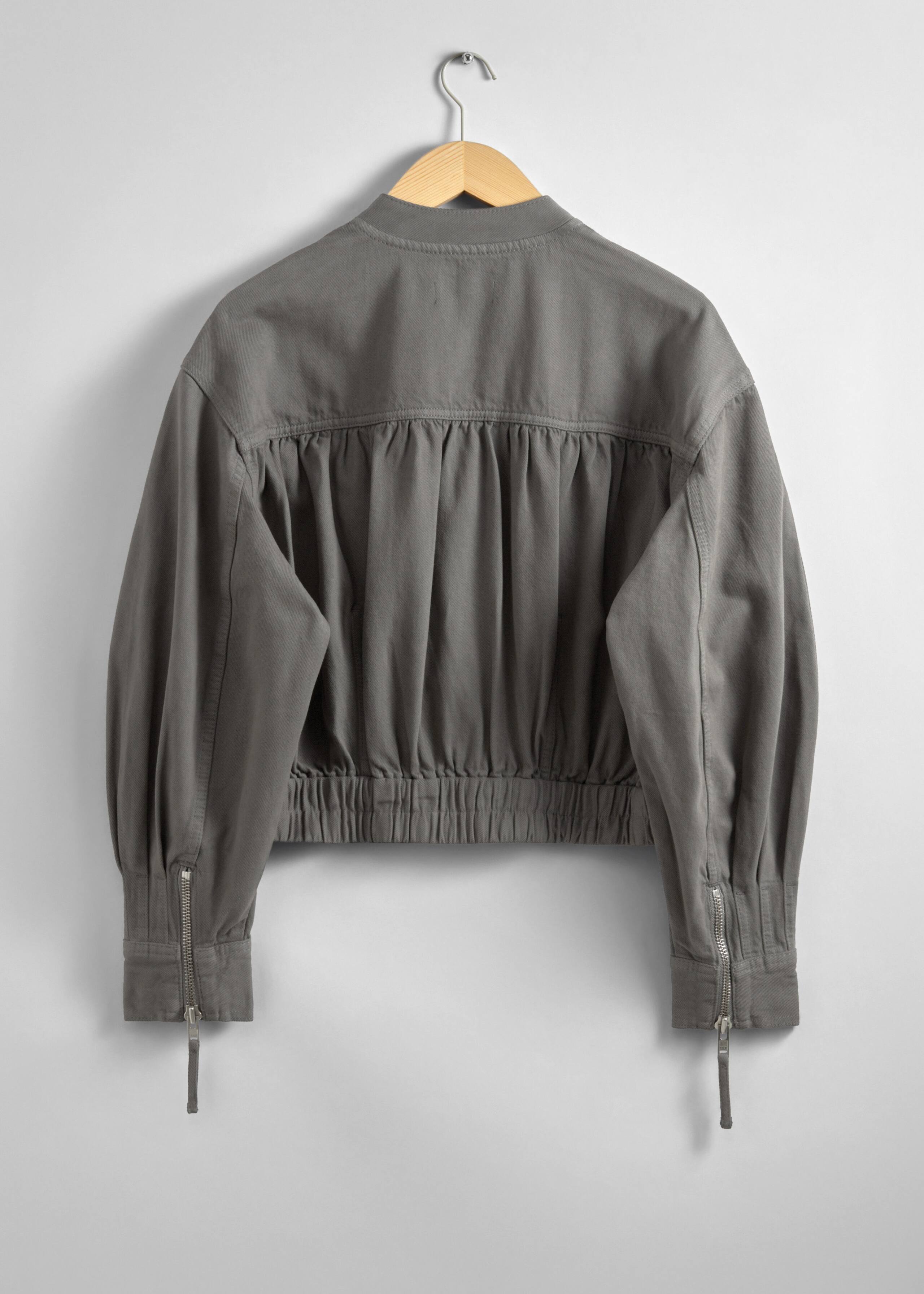Kastenförmige Utility-Jacke - Grau - Stillleben