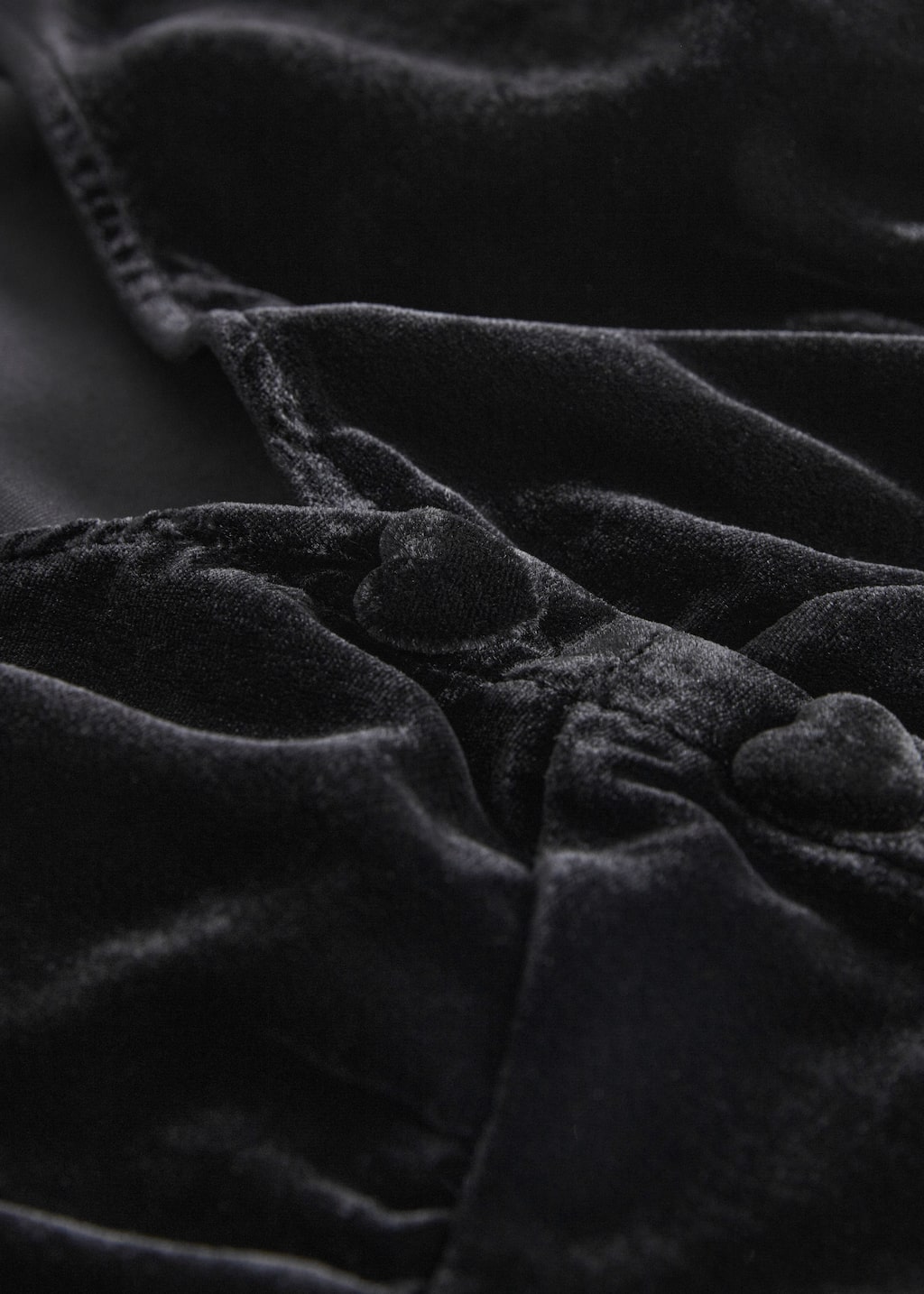 Fitted Velvet Puff Sleeve Blouse - {{variantName}} - Descriptive Detail