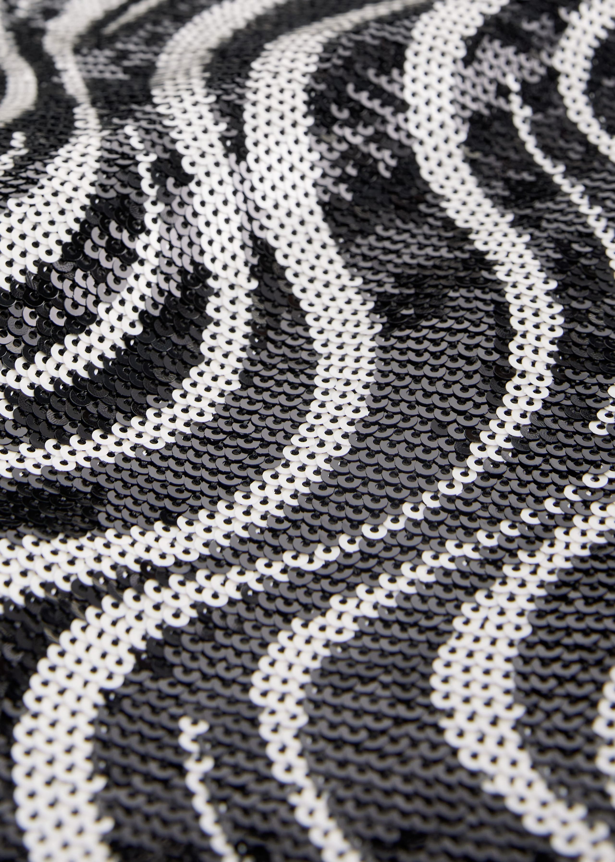 Miniklänning med paljetter – {{variantName}} – detaljerad beskrivning