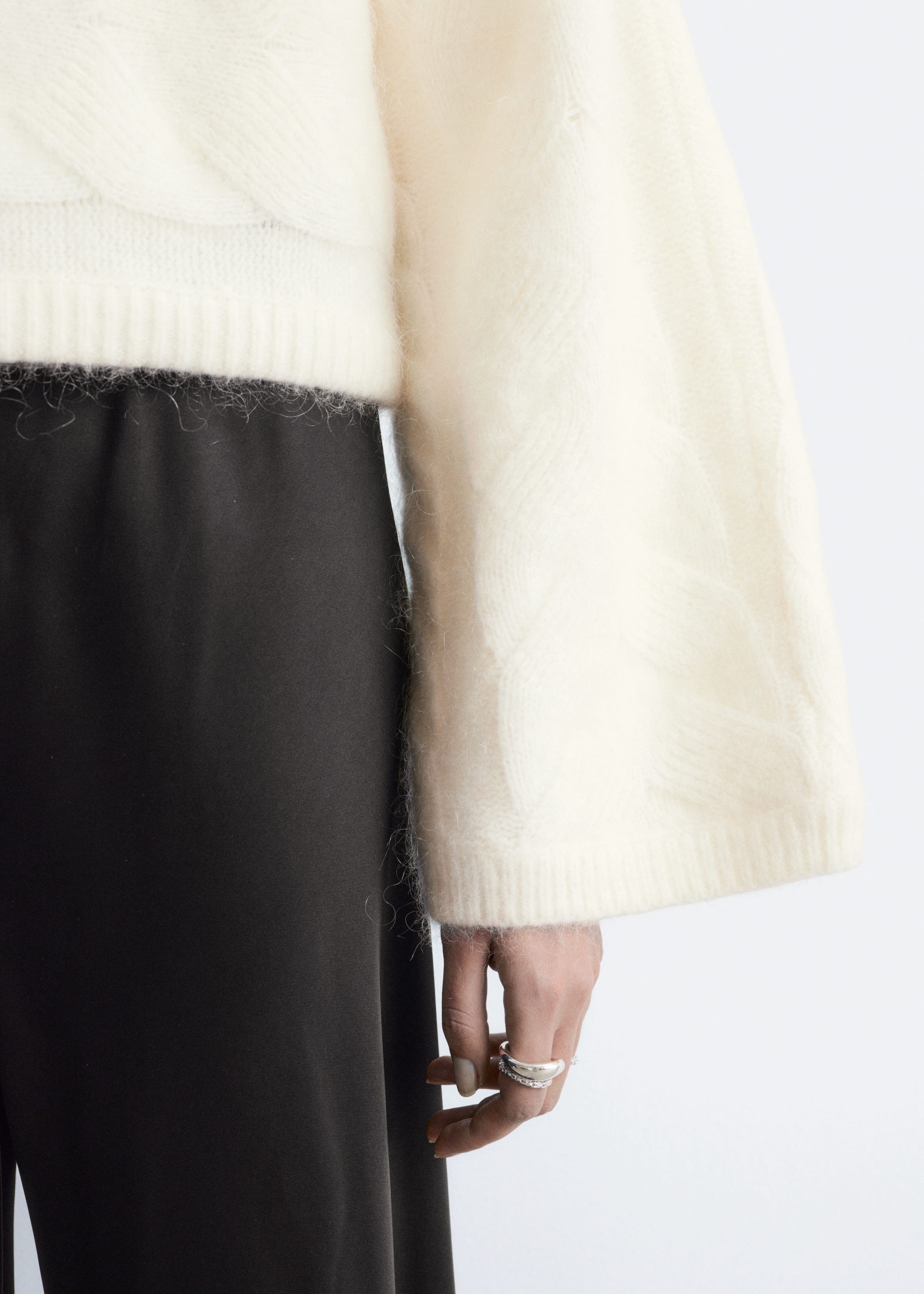 Image of Pullover aus Mohairmischung mit Zopfstrickmuster