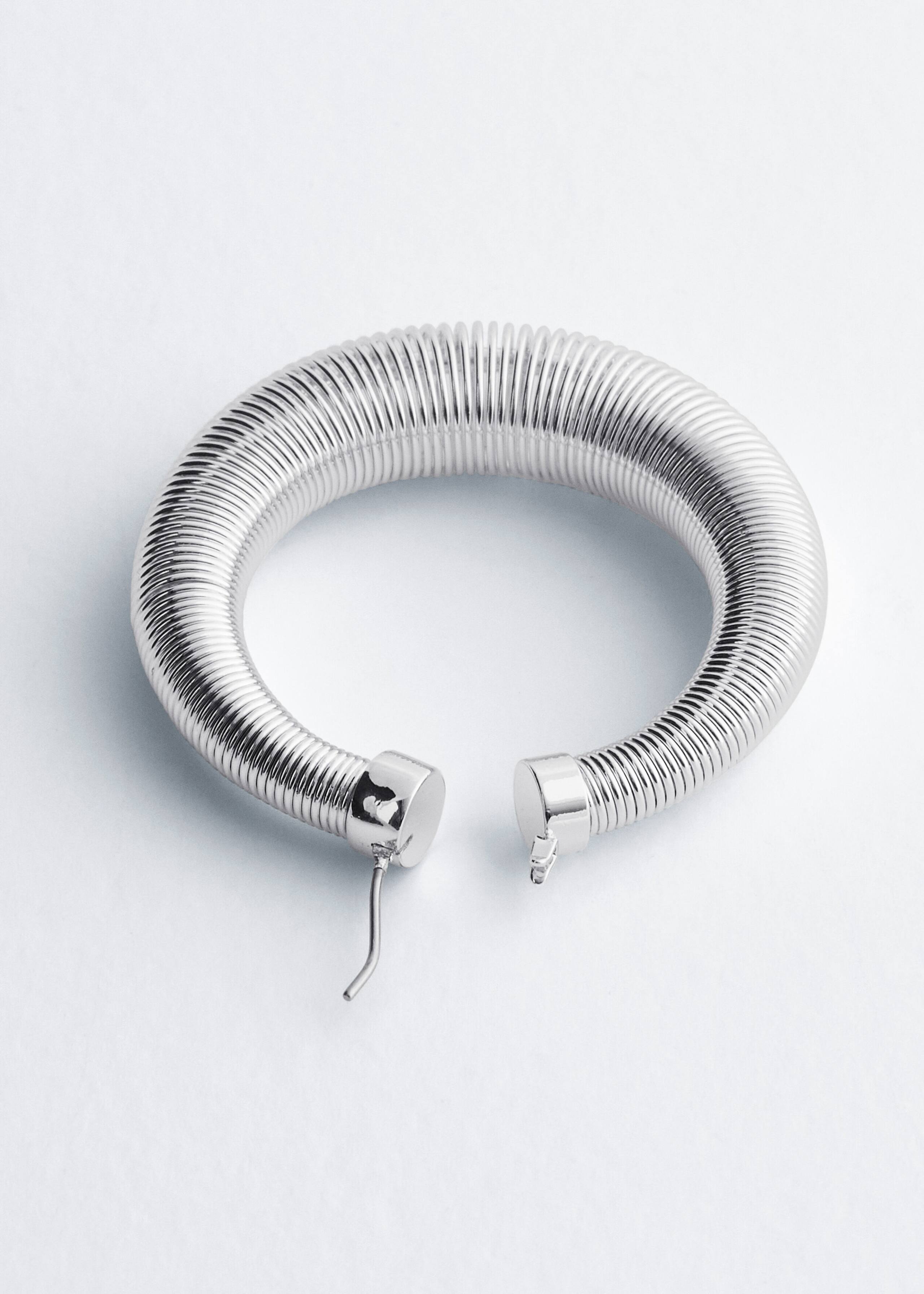 Coil Hoop Earrings - {{variantName}} - Descriptive Detail