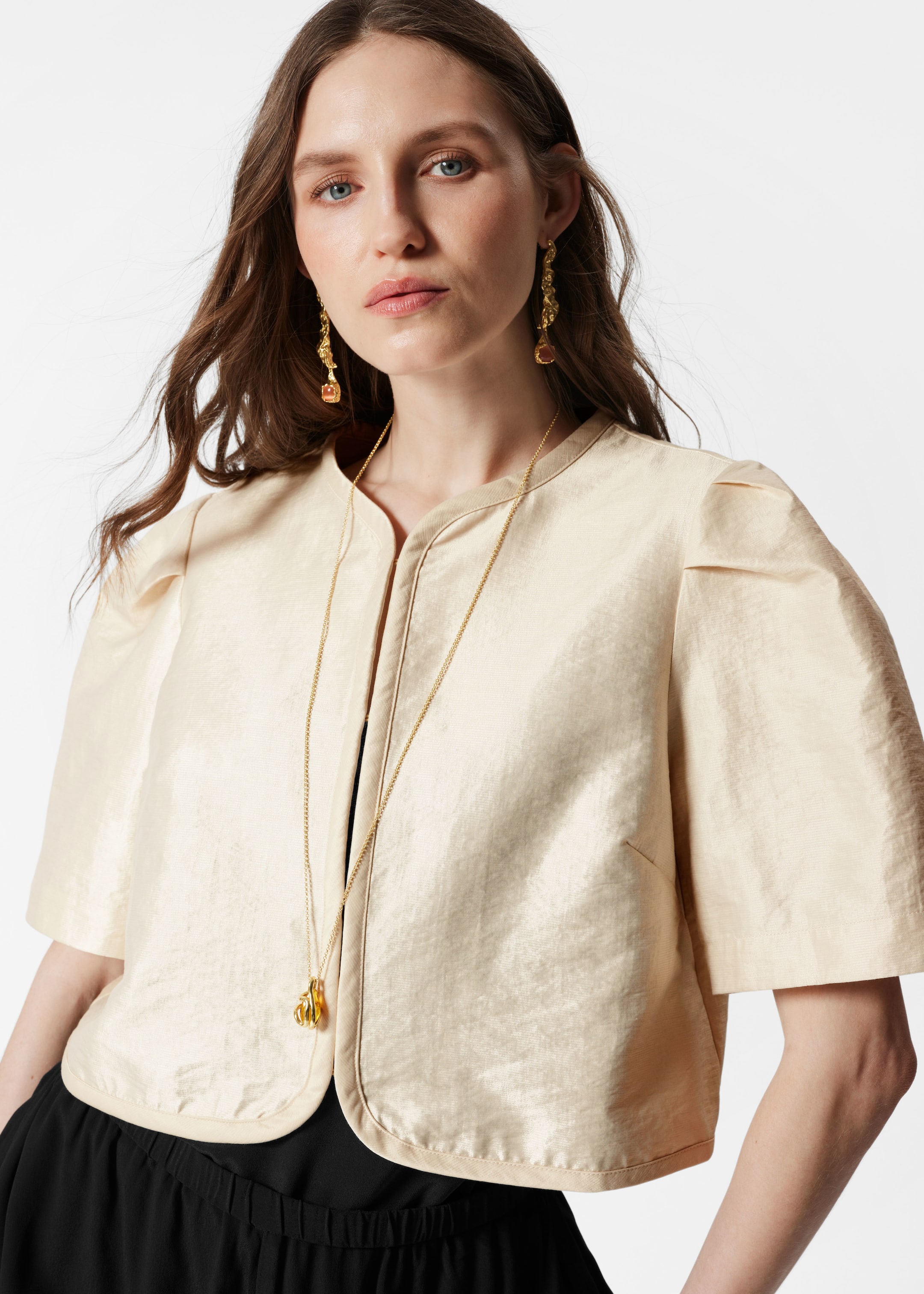 Se større billede: Kort bluse - Beige - DAME | H&M DK 2