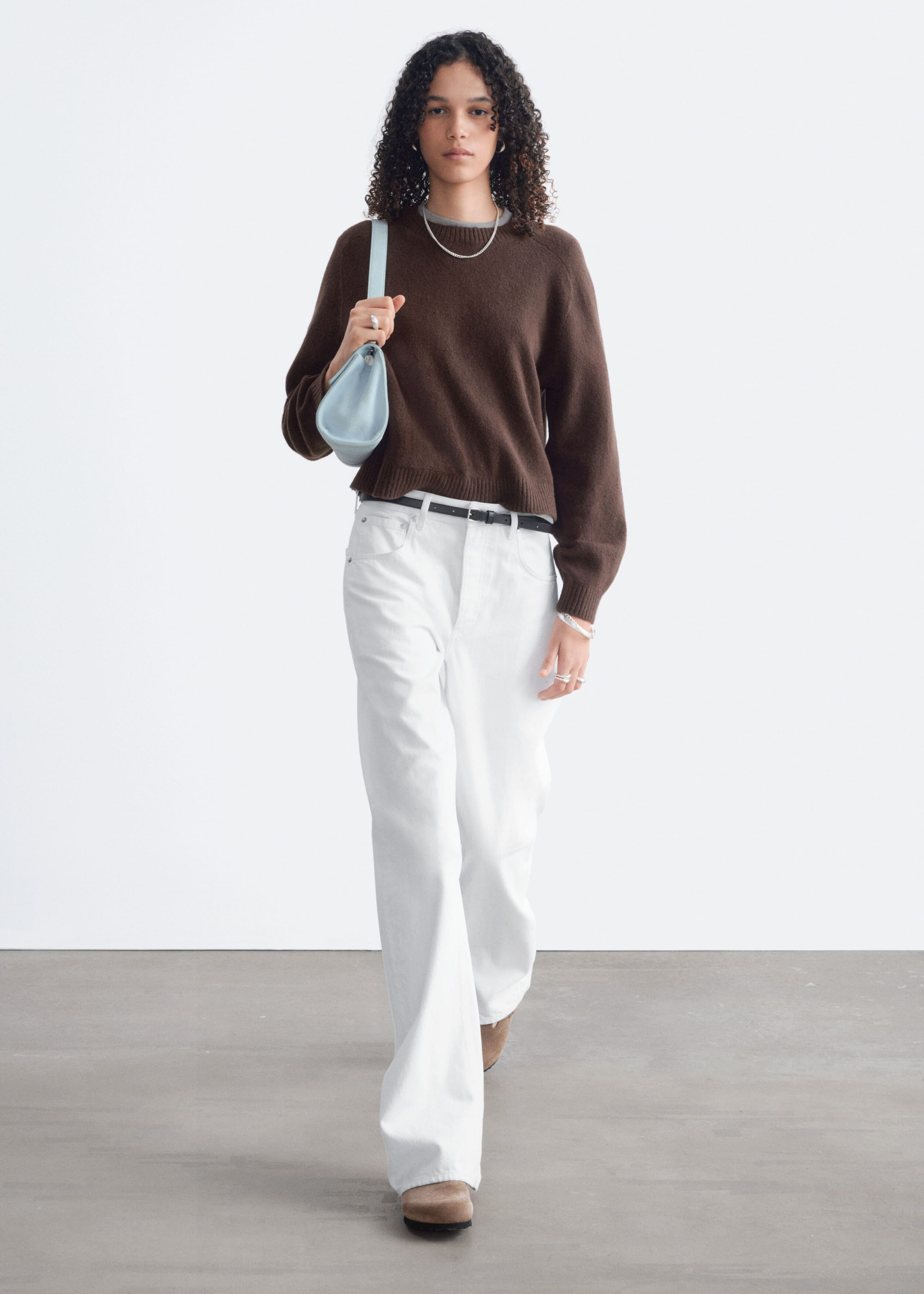 Gestrickter Pullover - Dunkelbraun - Lookbook
