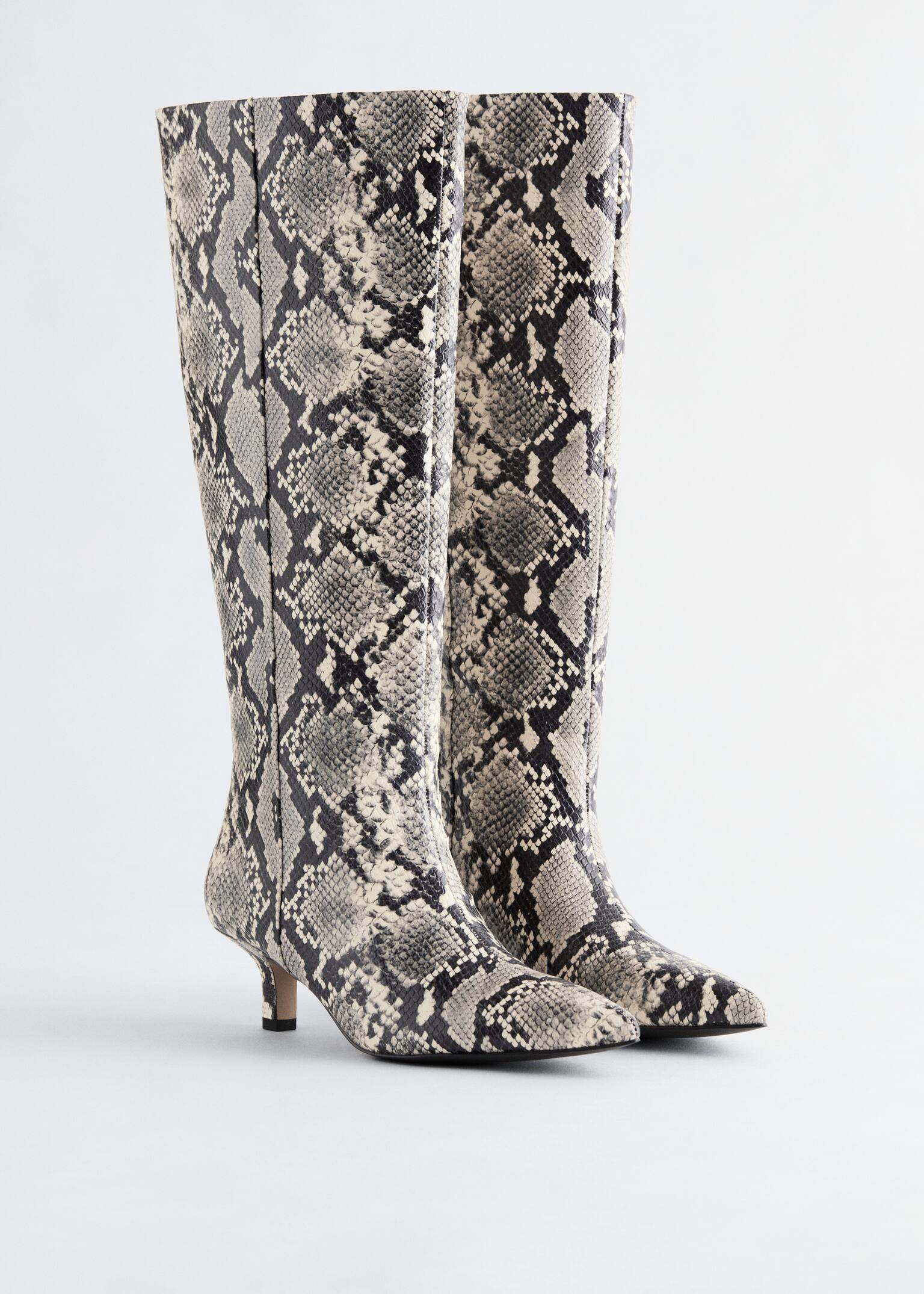 Skórzane kozaki na niskim obcasie - Jasnobeżowy/Skóra węża/Ciemnobrązowy/Czarny - 4