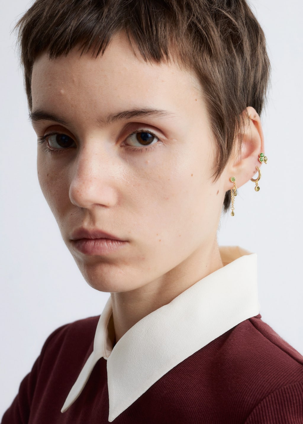 Image of Conjunto de pendientes de cristal