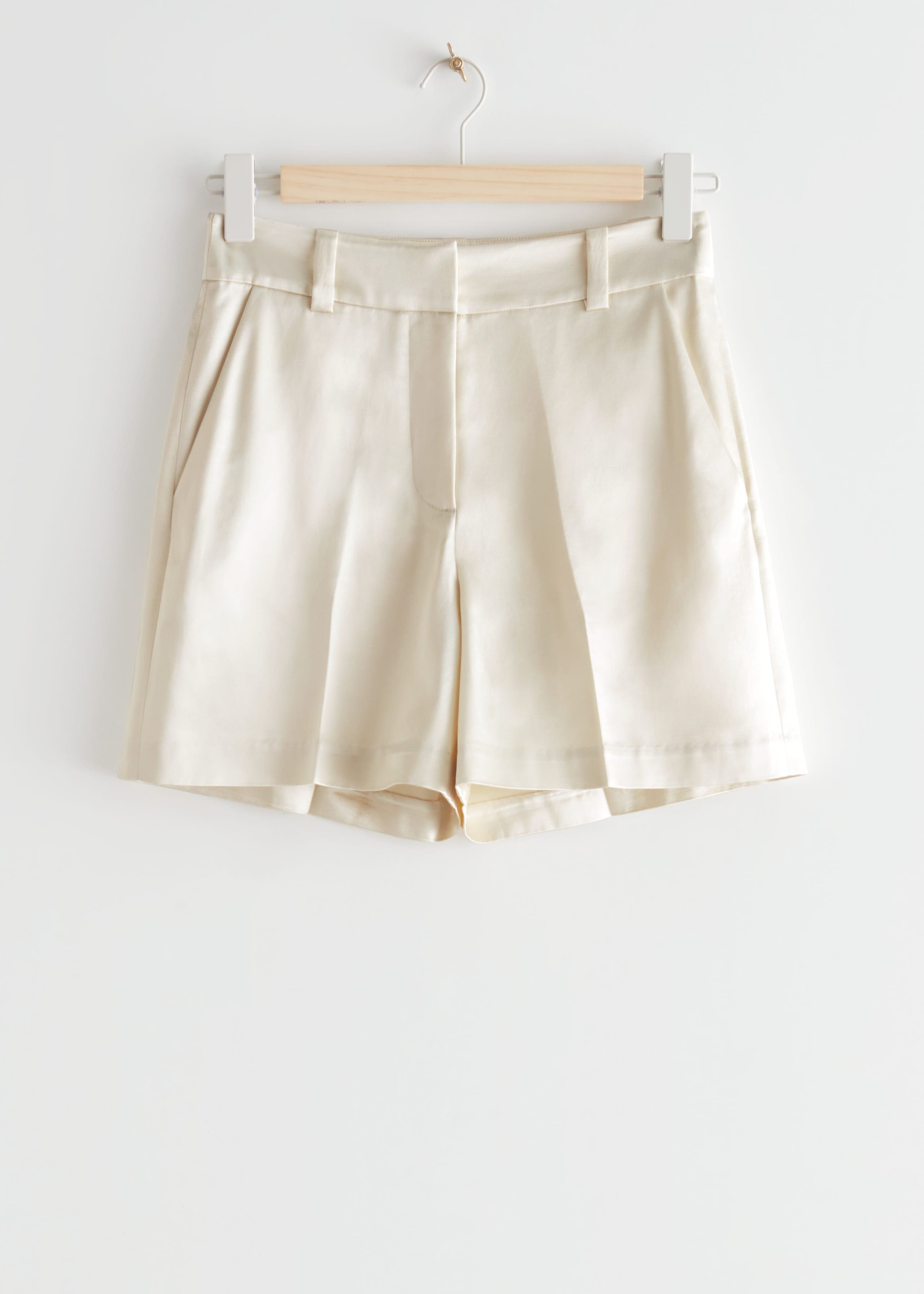 High Waist Shorts - Black - Bodegón