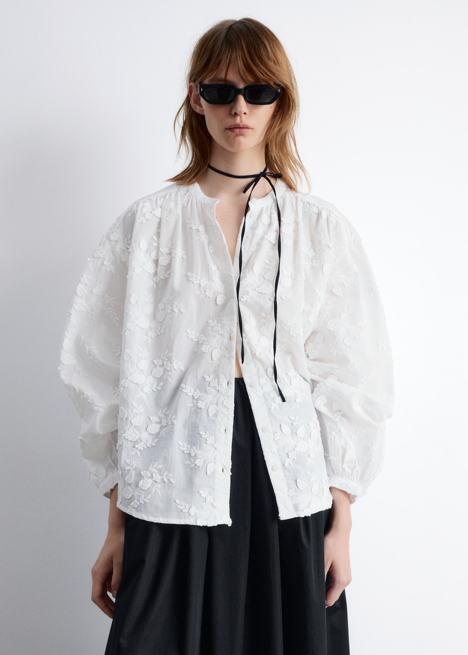 Voluminous Floral-Appliqué Blouse - White/Petrol/Navy/Dusty Pink Embroidery/Purple - 6