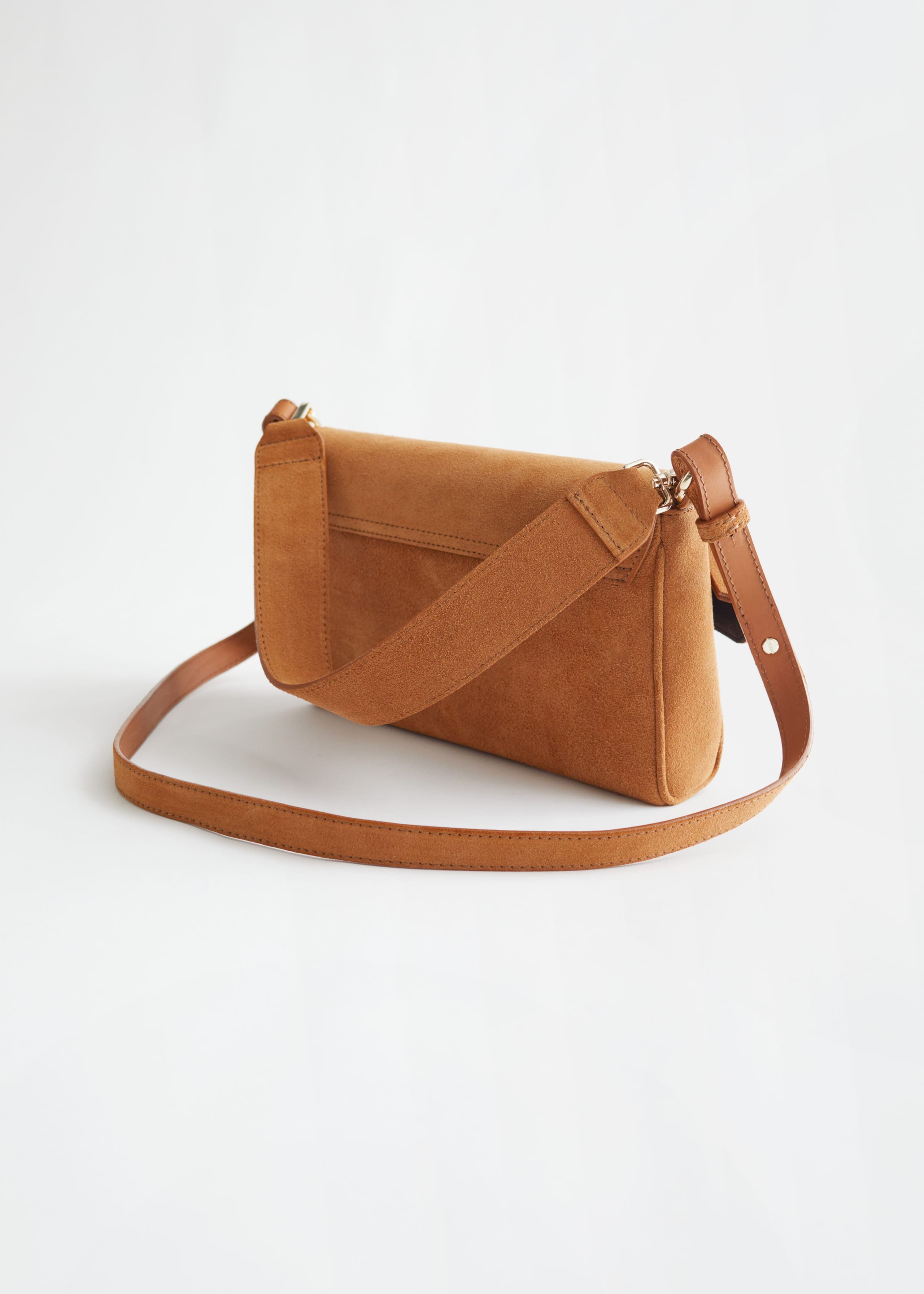 LeatherCrossbodyBag - Black - Natura morta