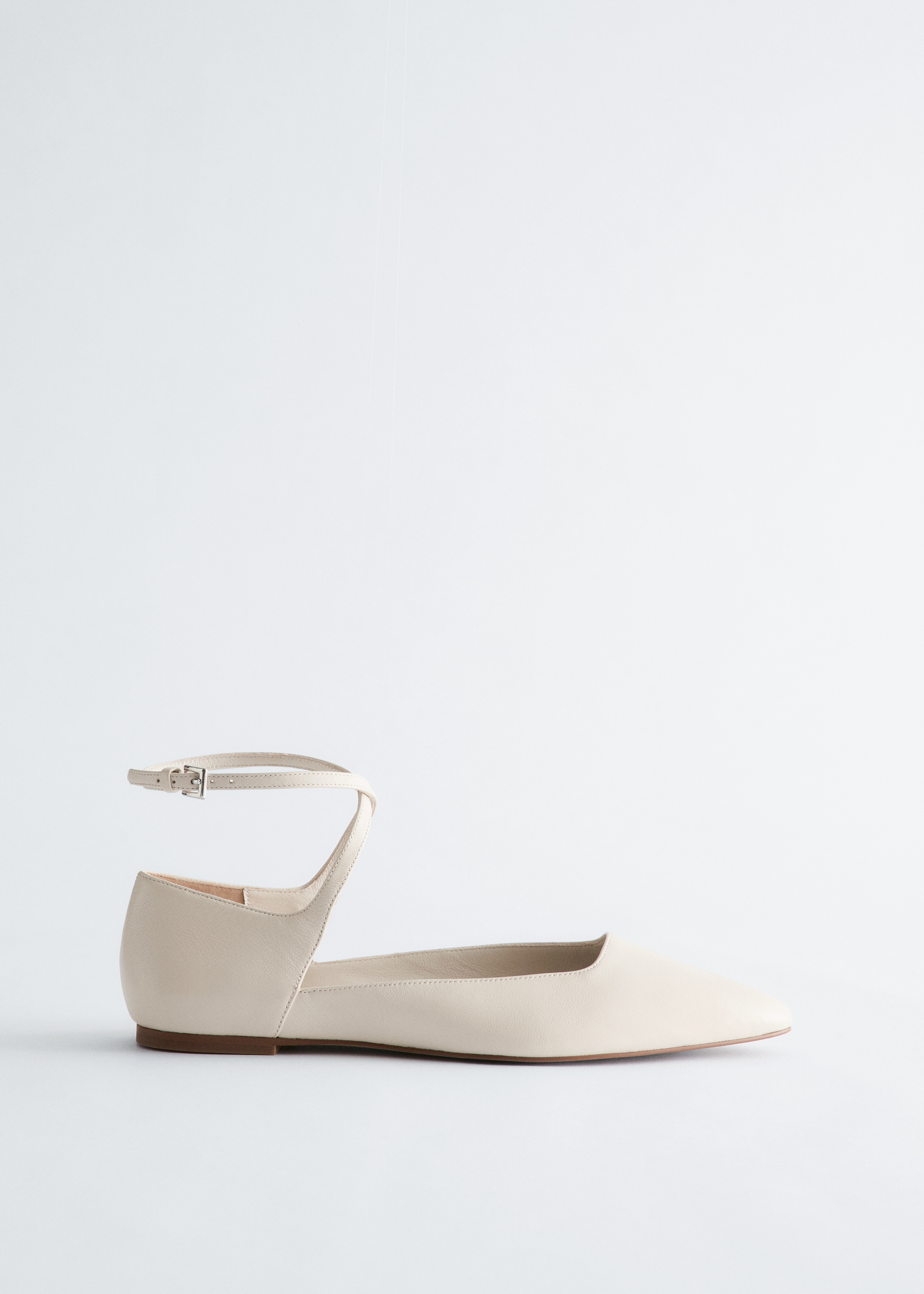 Ballerine in pelle con cinturino incrociato - Bianco/Nero/Marrone cognac