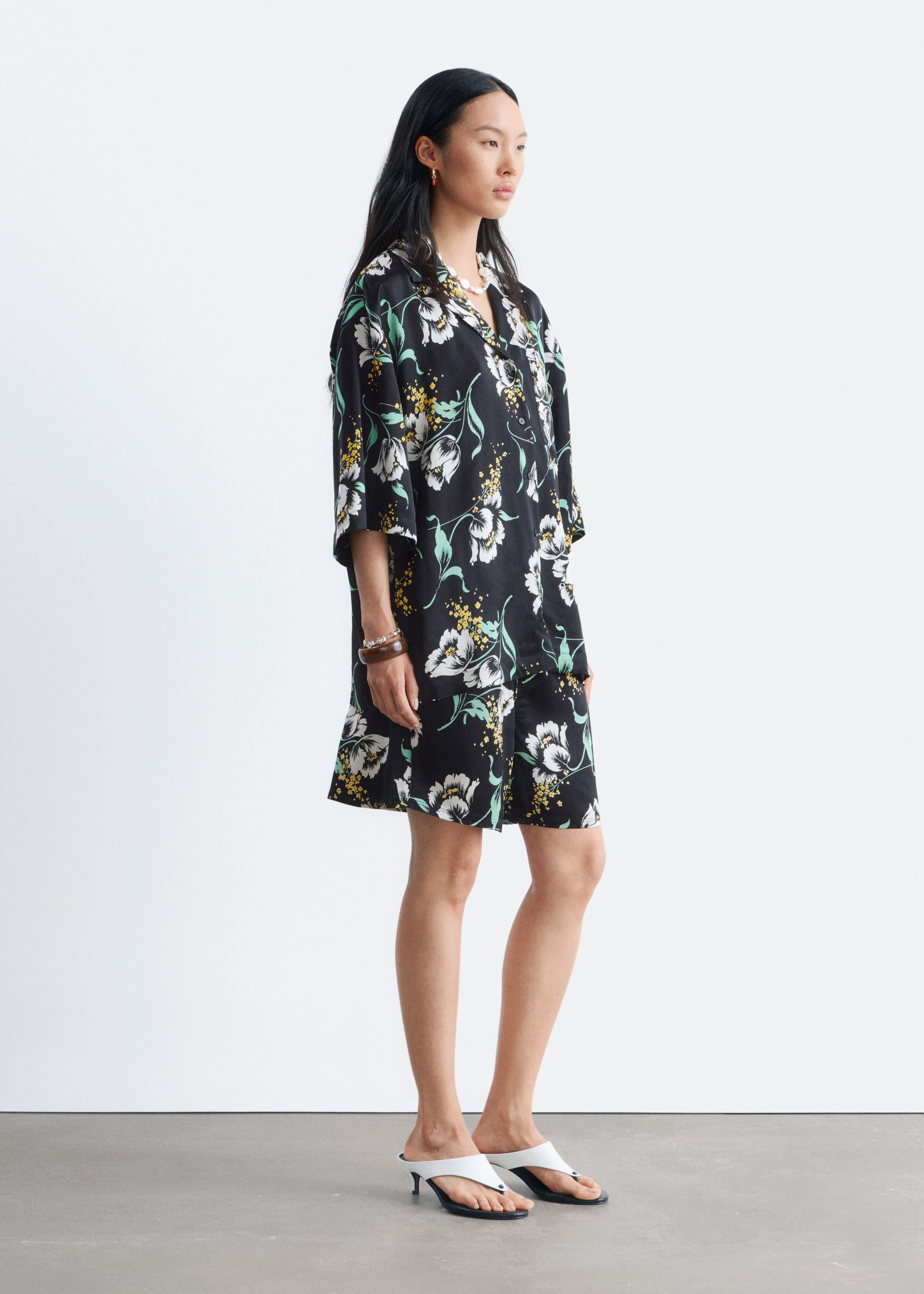 Oversized Resort Shirt - Bleu clair / Motif fleuri - Lookbook