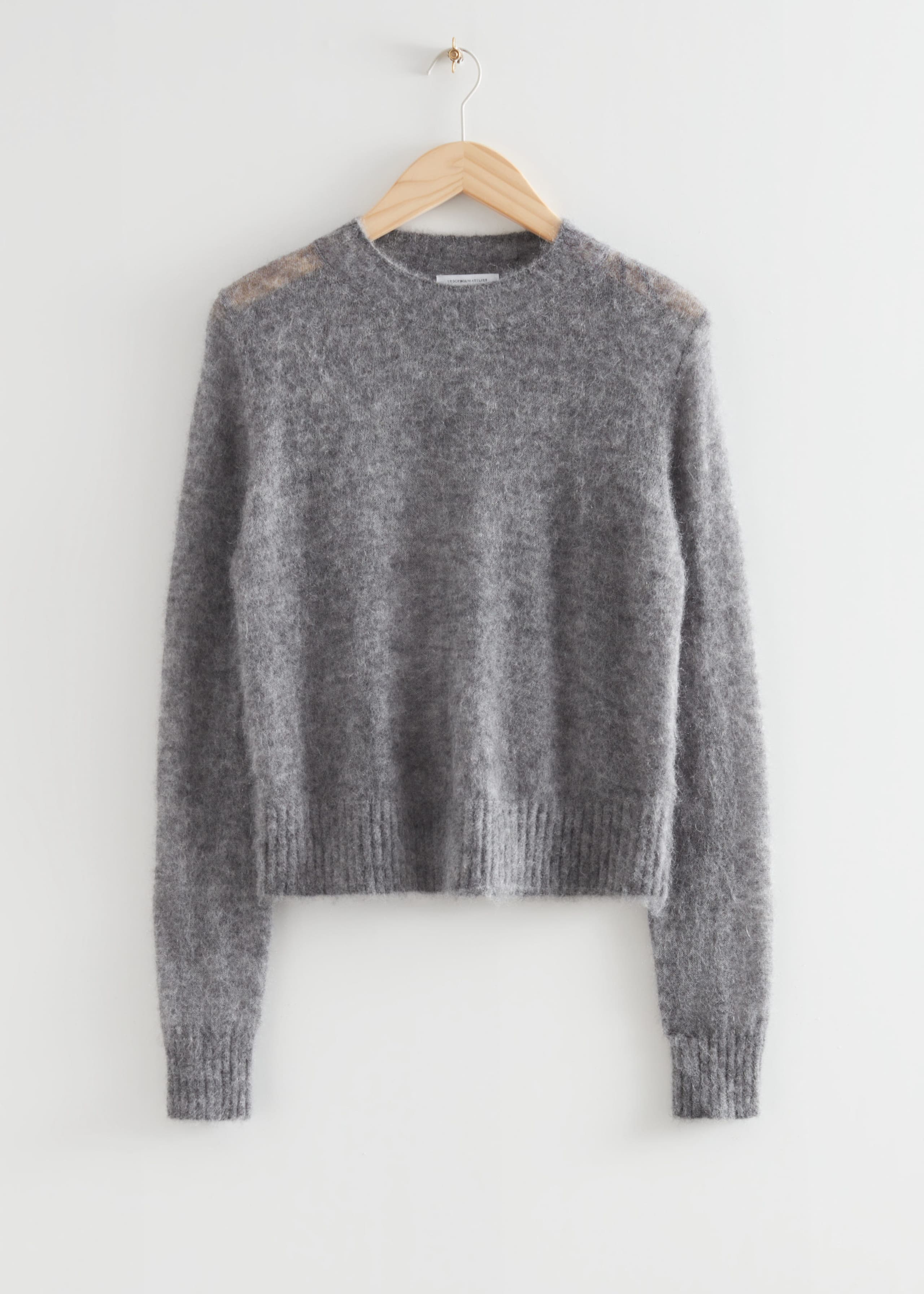 KnittedMohairJumper - Grey - Bodegón