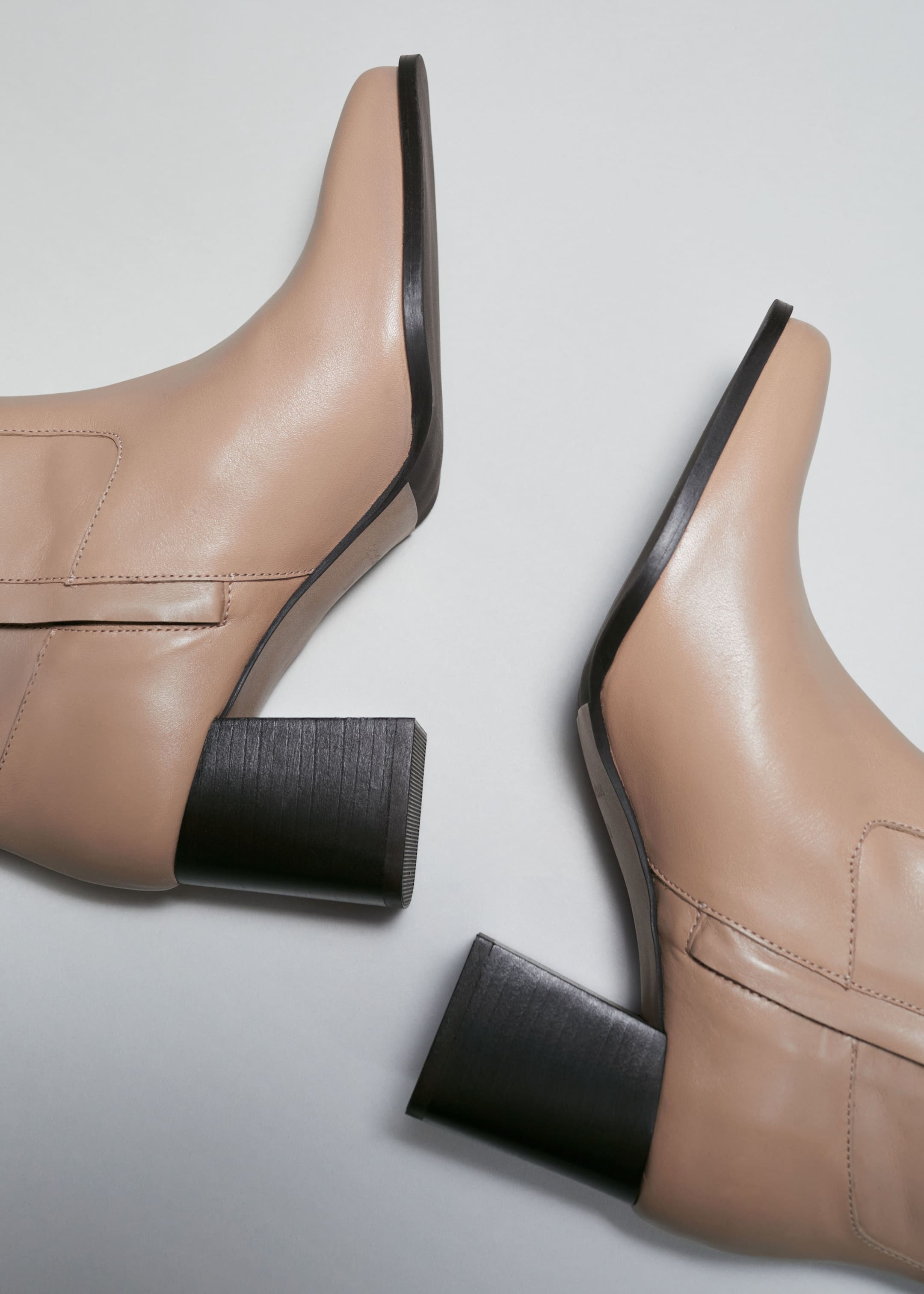 Se større billede: Knæstøvler i læder - Beige - DAME | H&M DK 3