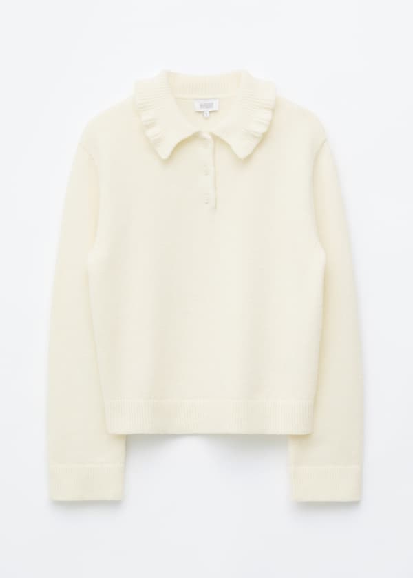 Sweter z falbaniastym kołnierzykiem