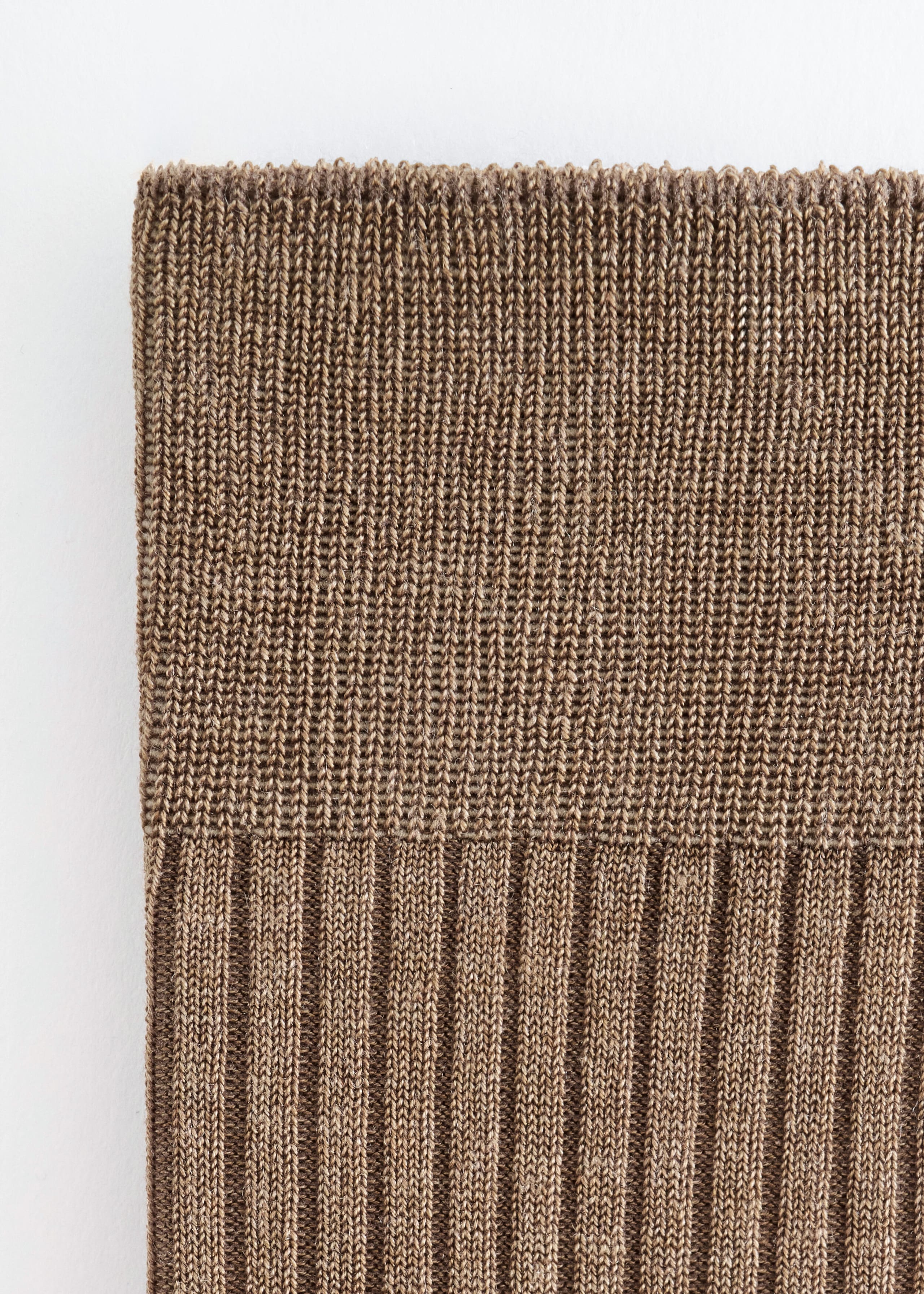Silk-Blend Ribbed Socks - {{variantName}} - Descriptive Detail