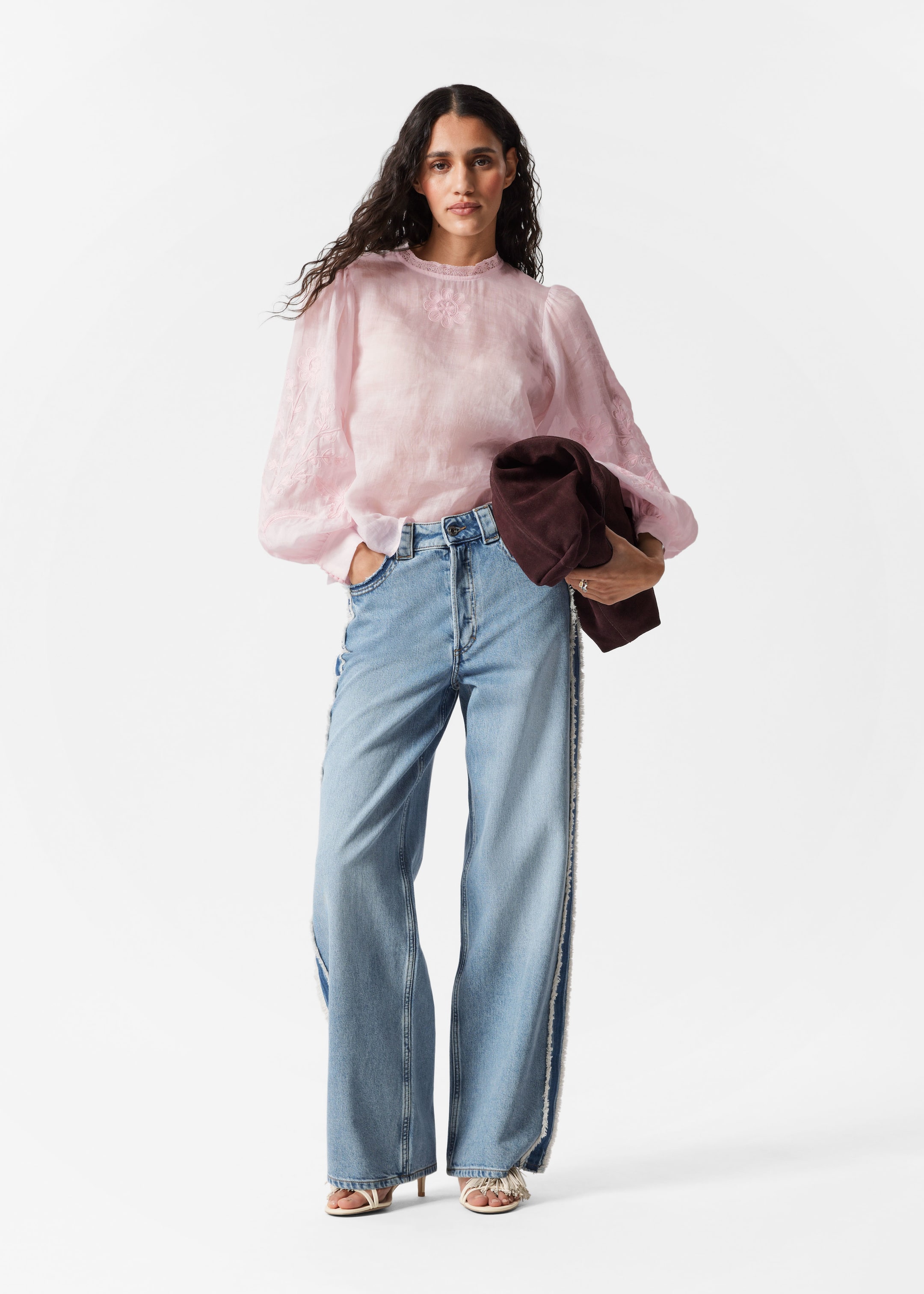 Ver imagen más grande: Blusa de ramio bordada - Rosa claro - MUJER | H&M ES 2