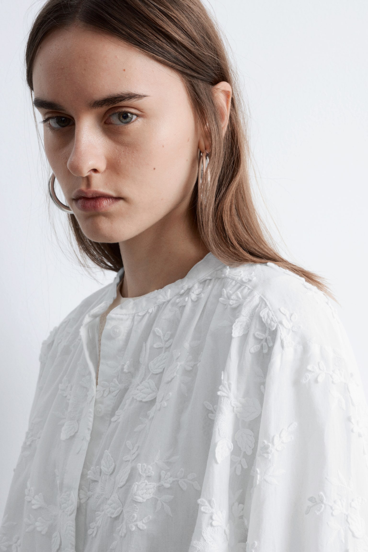 Voluminous Floral-Appliqué Blouse - 6