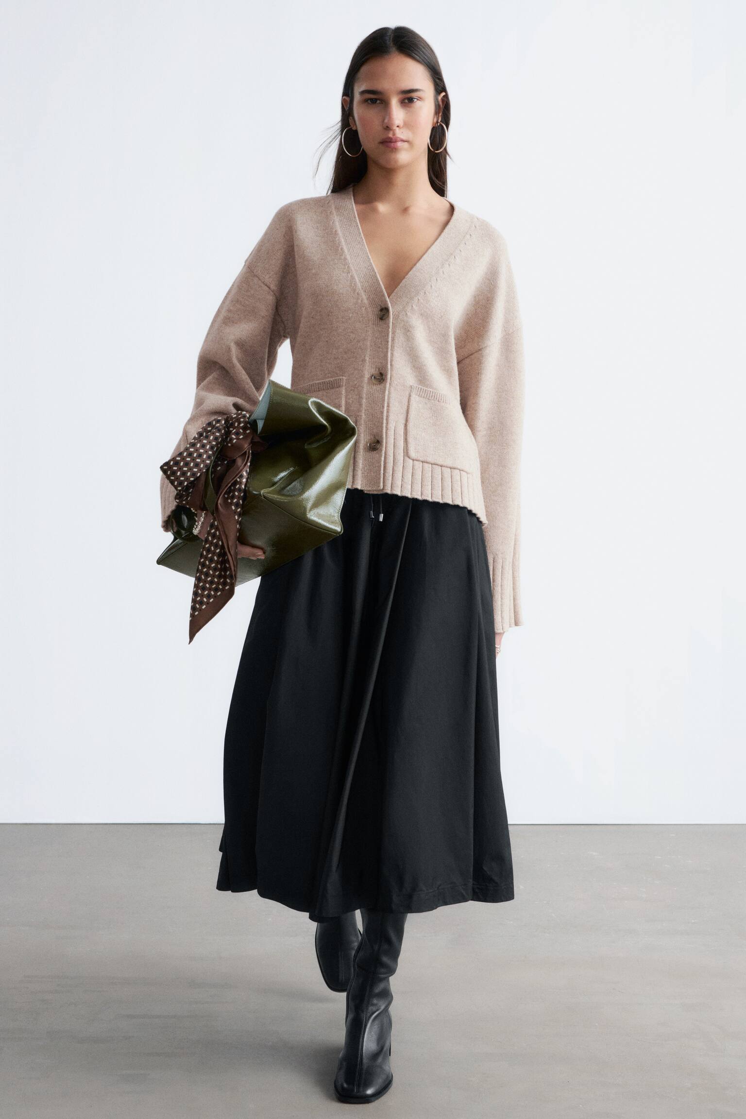 Tapered Knit Cardigan - בז'/אפור כהה/חום כהה - 7