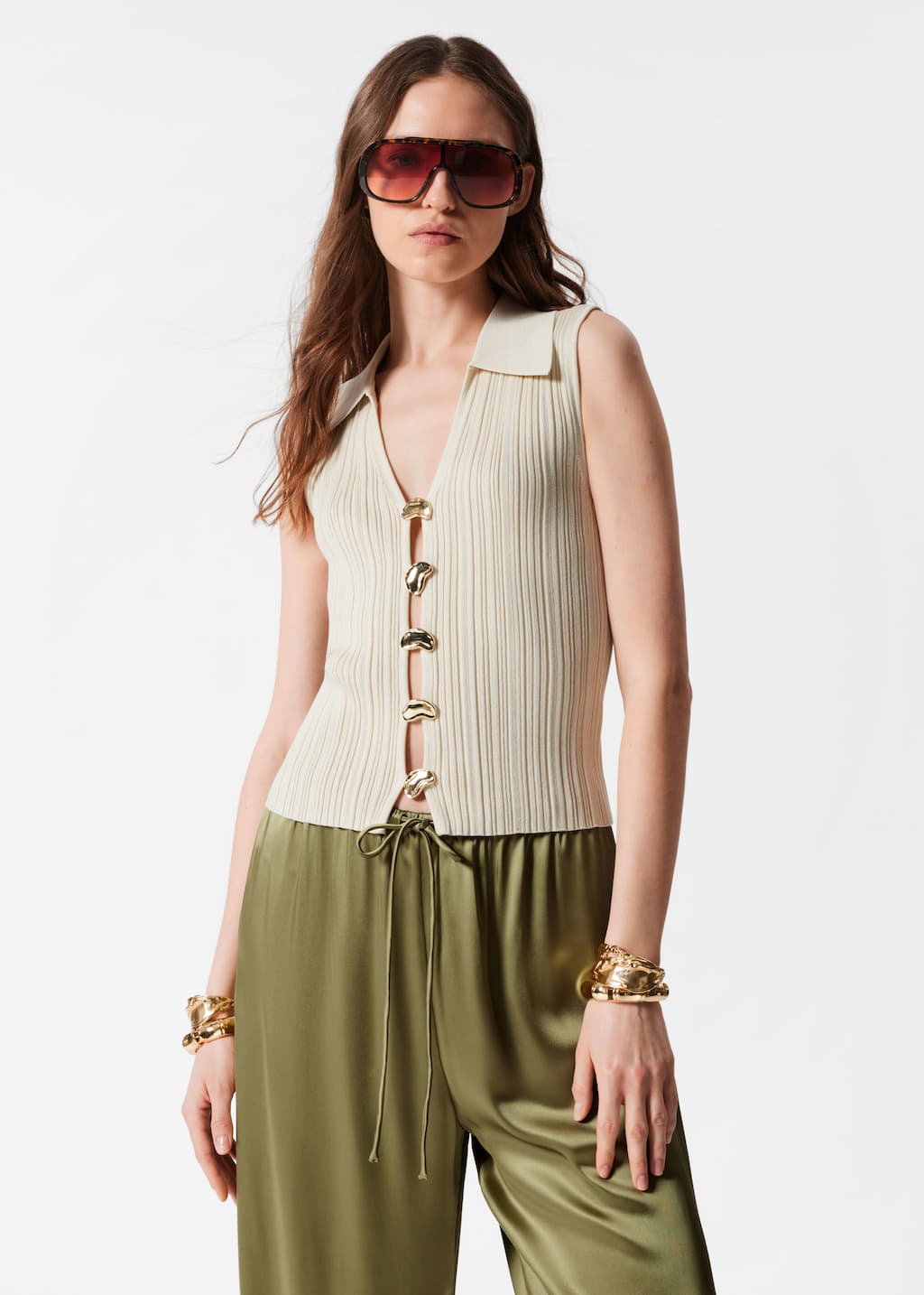 Image of Camiseta de tirantes con cuello de canalé