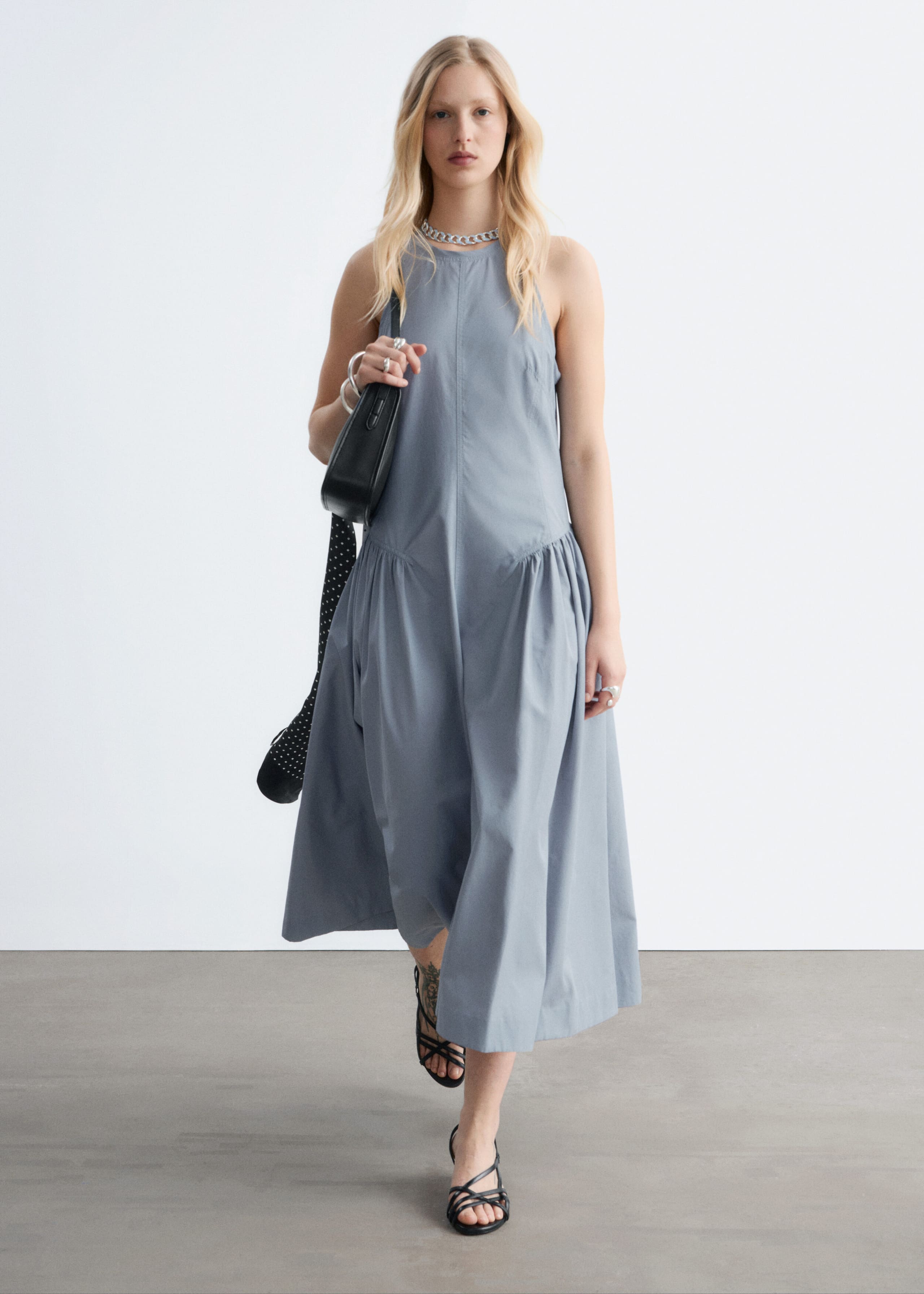 Image of Vestido midi acampanado