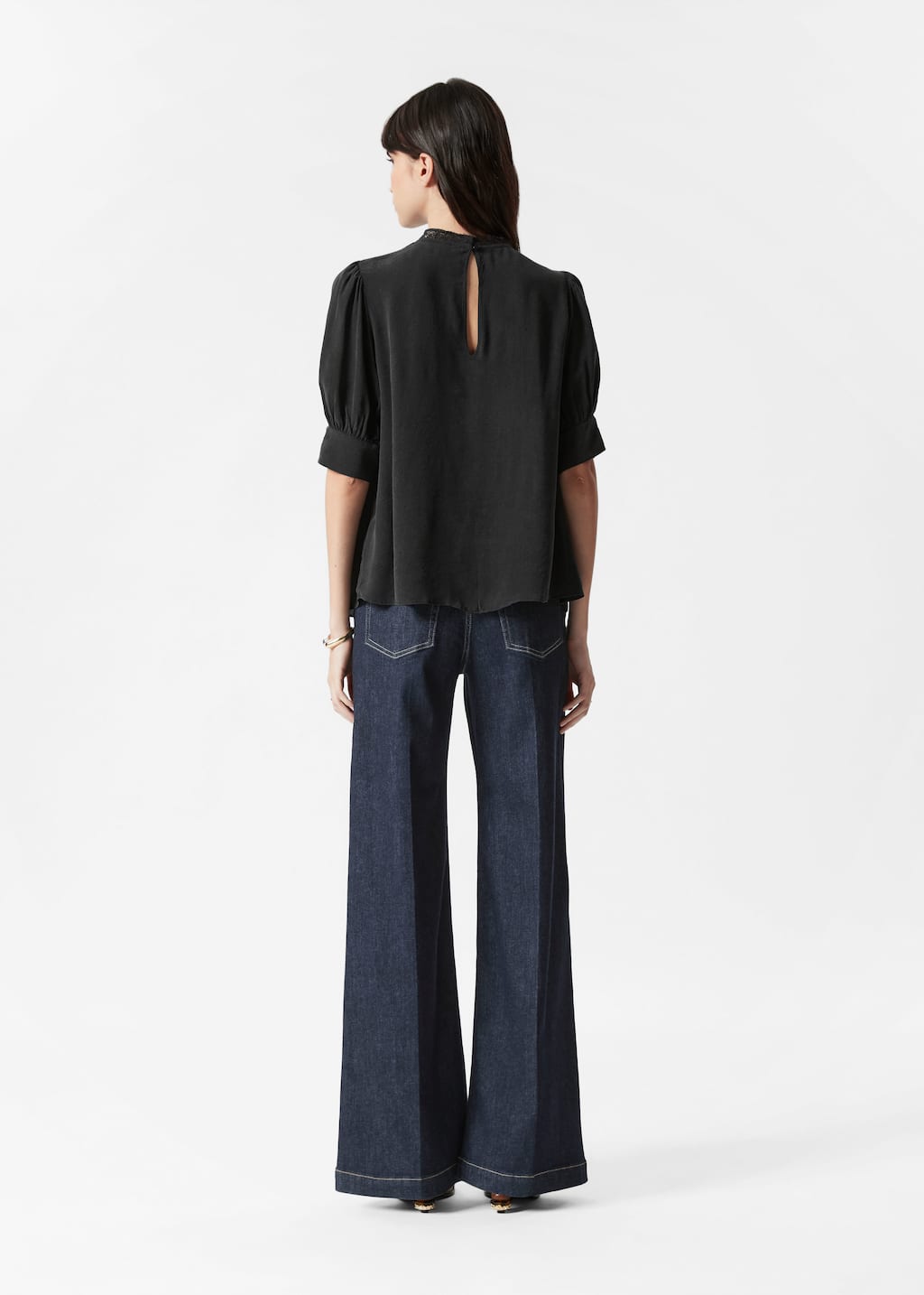 Image of Blusa in pizzo ricamata