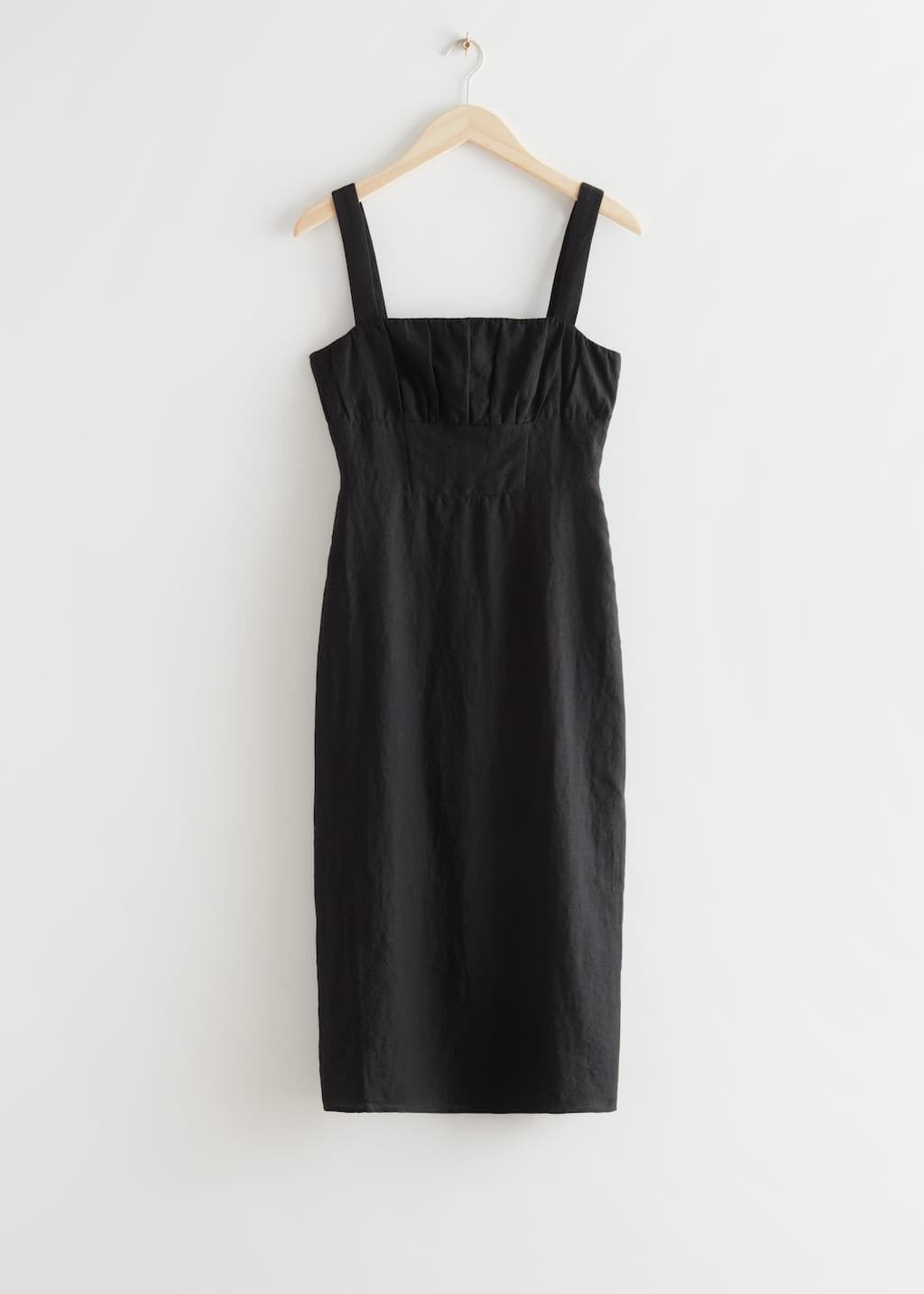 Robe midi en lin à bretelles - Noir - Still Life