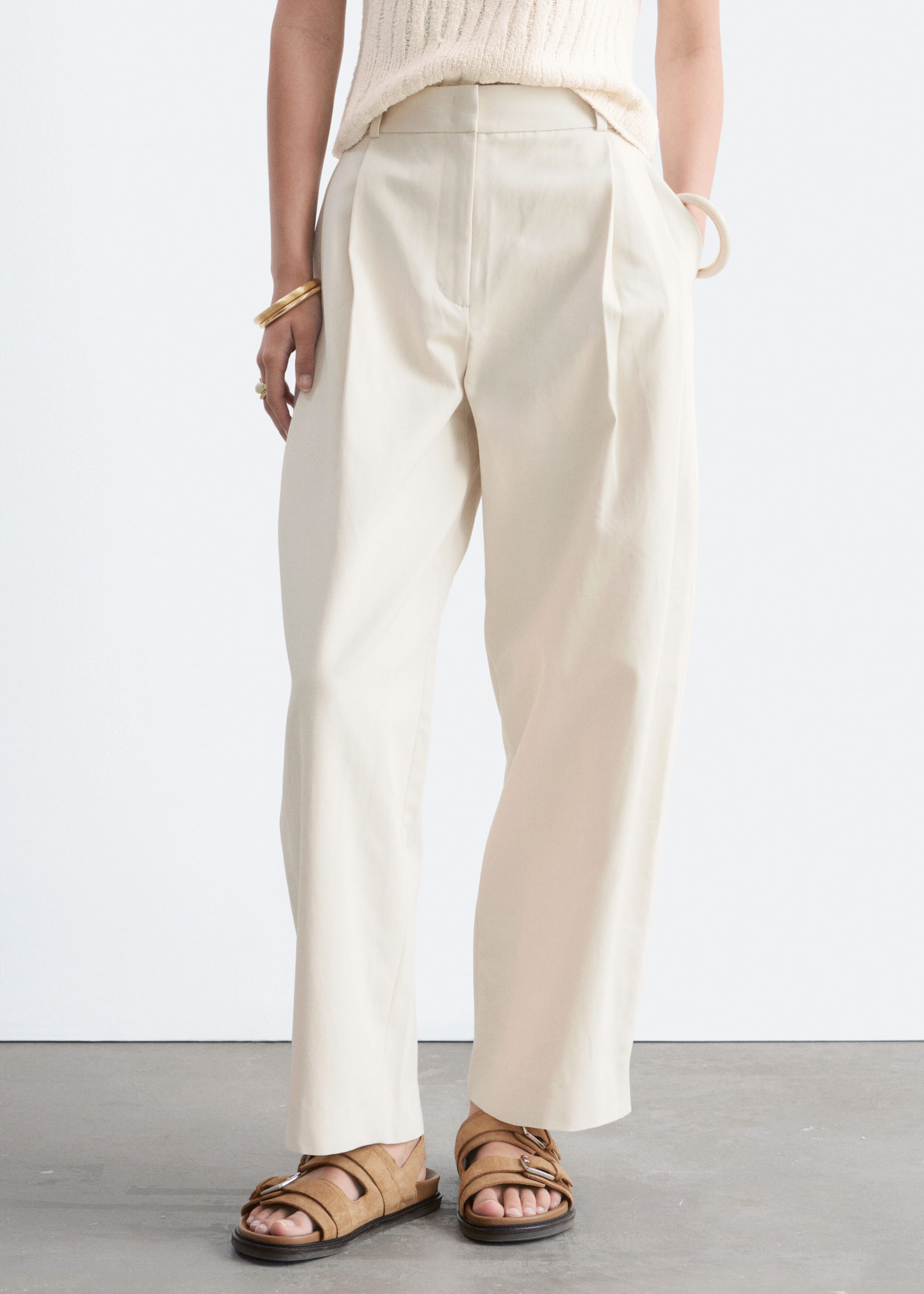 Barrel‑Leg Cropped Trousers - Off White - Still Life