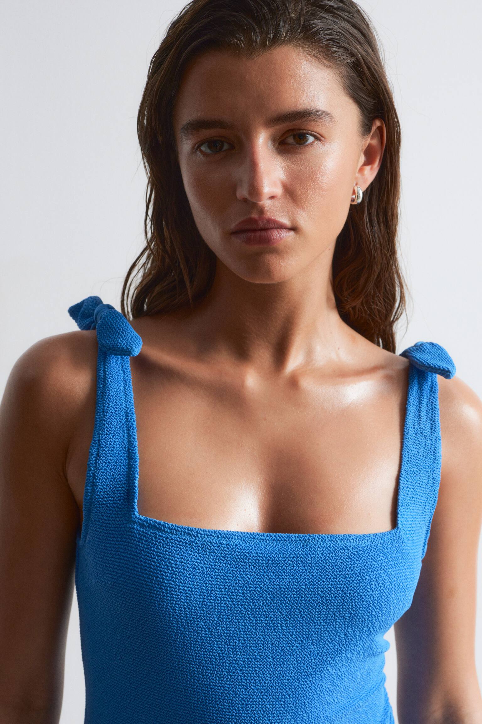 Badeanzug mit Schleife - Leuchtendes Blau/Dunkelbraun/Schwarz/Weinrot/Rosa - 5