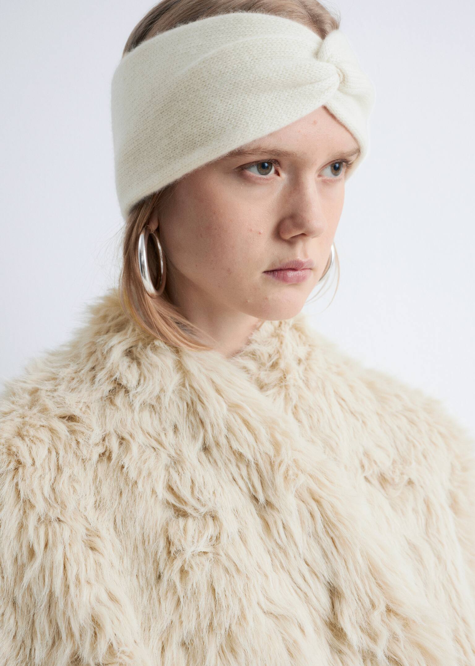 Twist-Front Cashmere Headband - Wit/Zwart/Beige