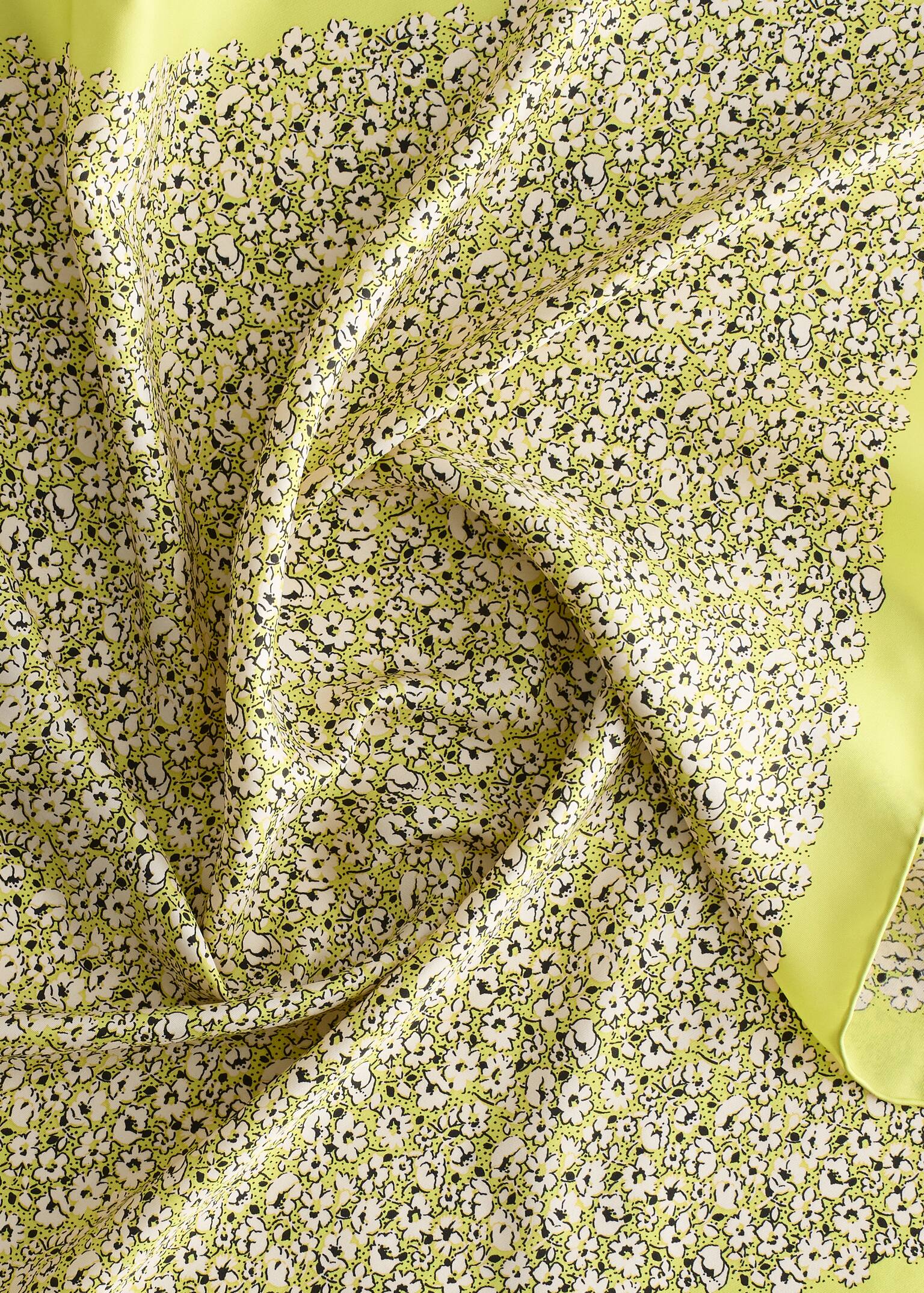 Jedwabna chusta z kwiatowym wzorem - Żółty kwiatowy wzór/Czerwony kwiatowy wzór - 4