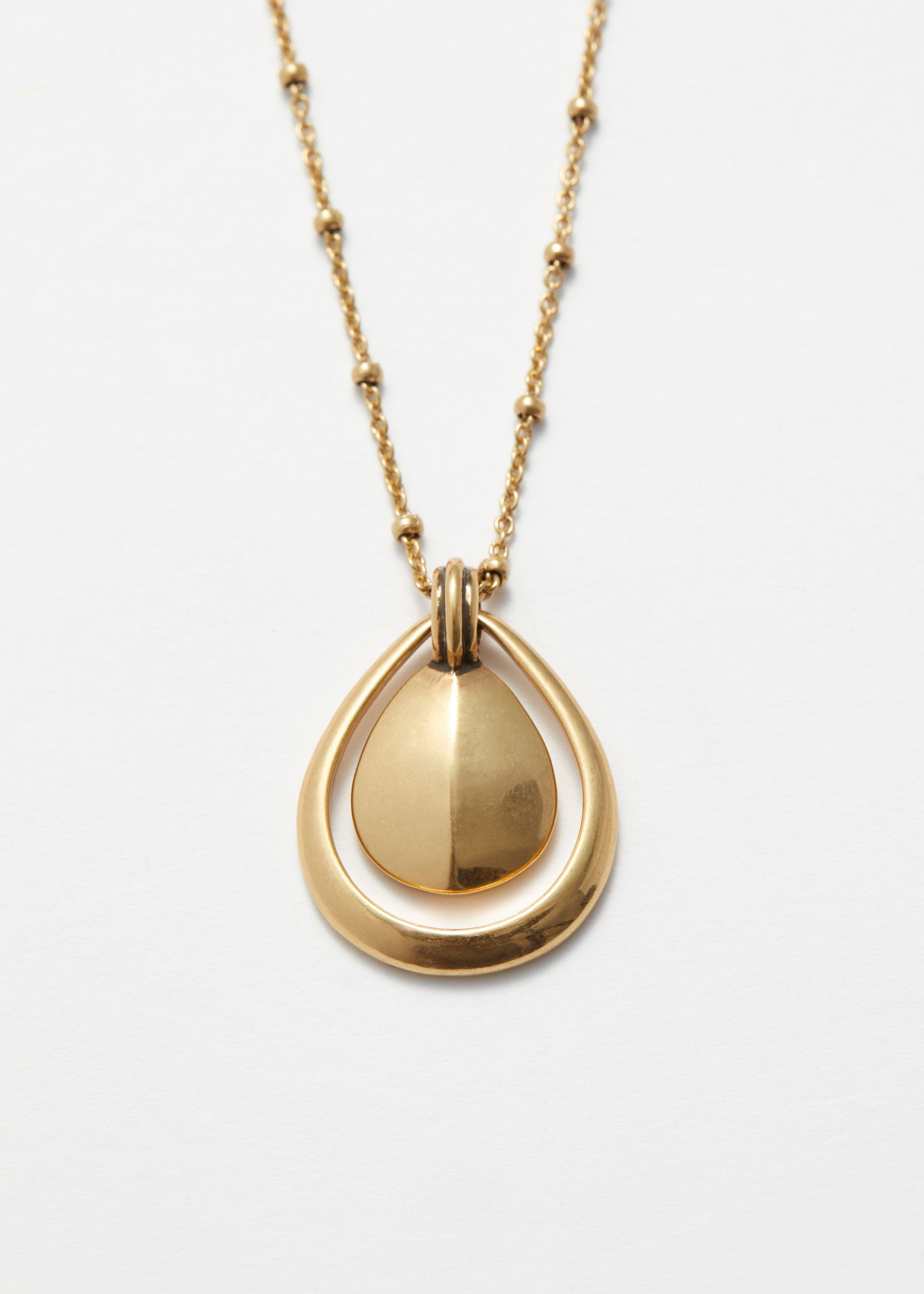 Collier superposé à pendentif - {{variantName}} - Descriptive Detail