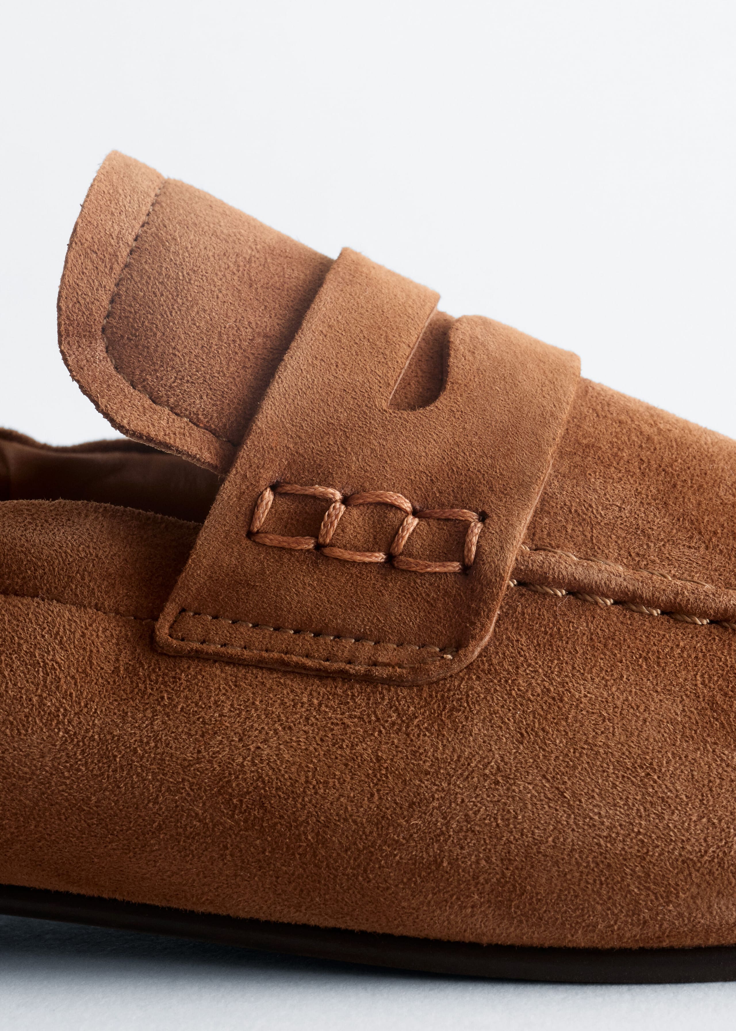 Ruched Loafers - {{variantName}} - Descriptive Detail