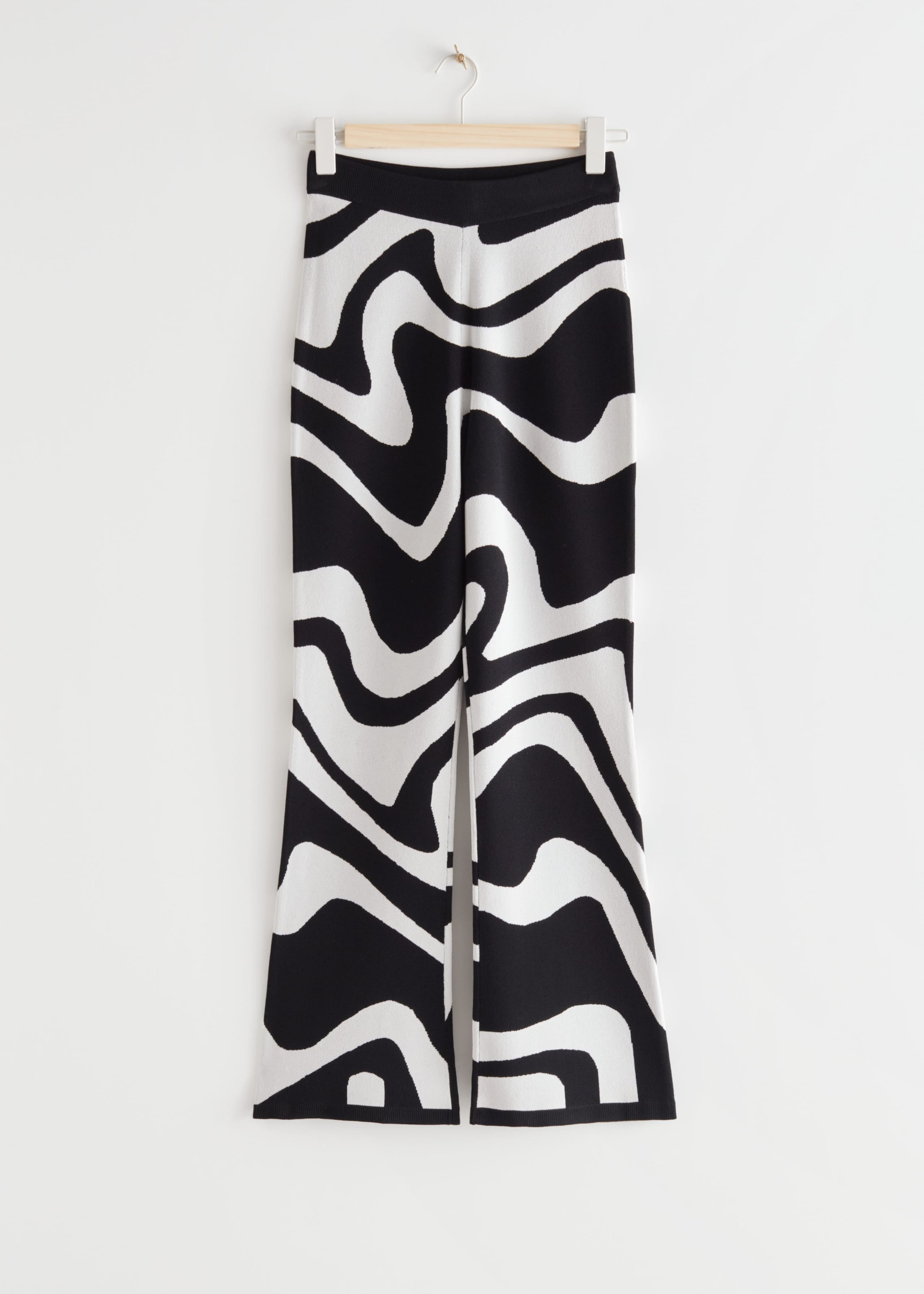 Flared Jacquard Knit Trousers - Black Waves - Bodegón