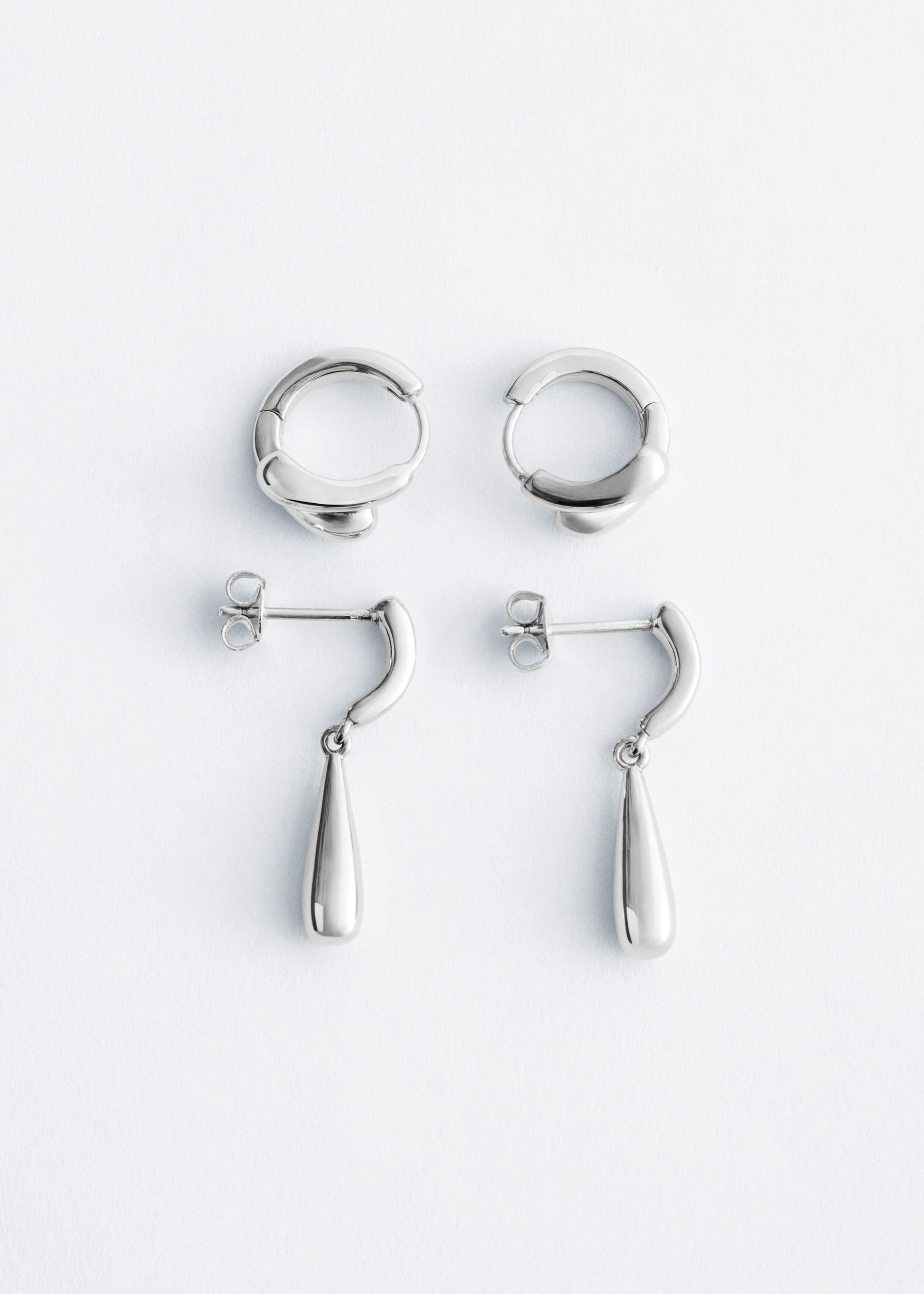 Ensemble de créoles et de pendants d’oreilles - Argenté - Still Life