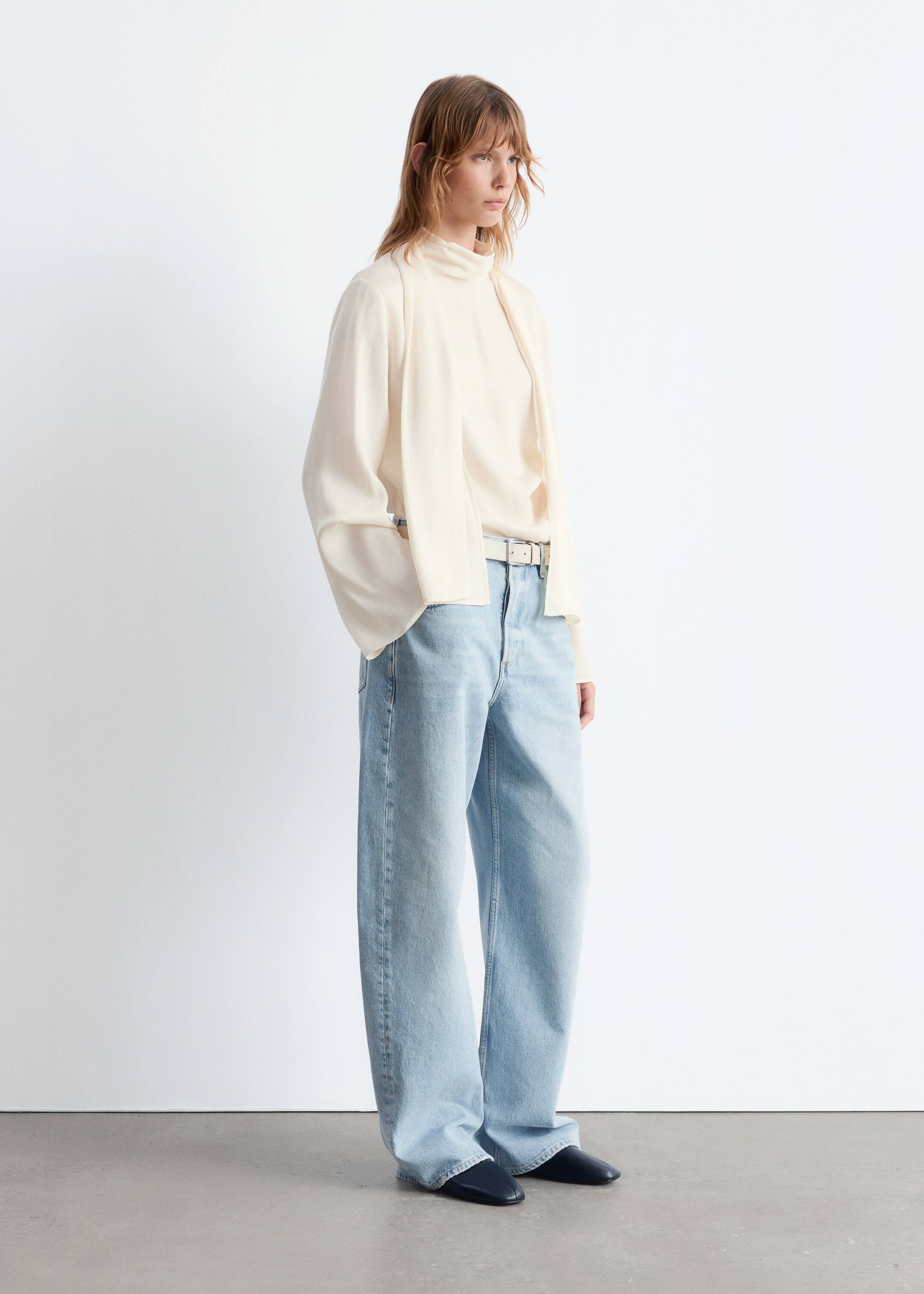 Agrandir l'image: Blouse en satin avec foulard - Beige - FEMME | H&M CH 2