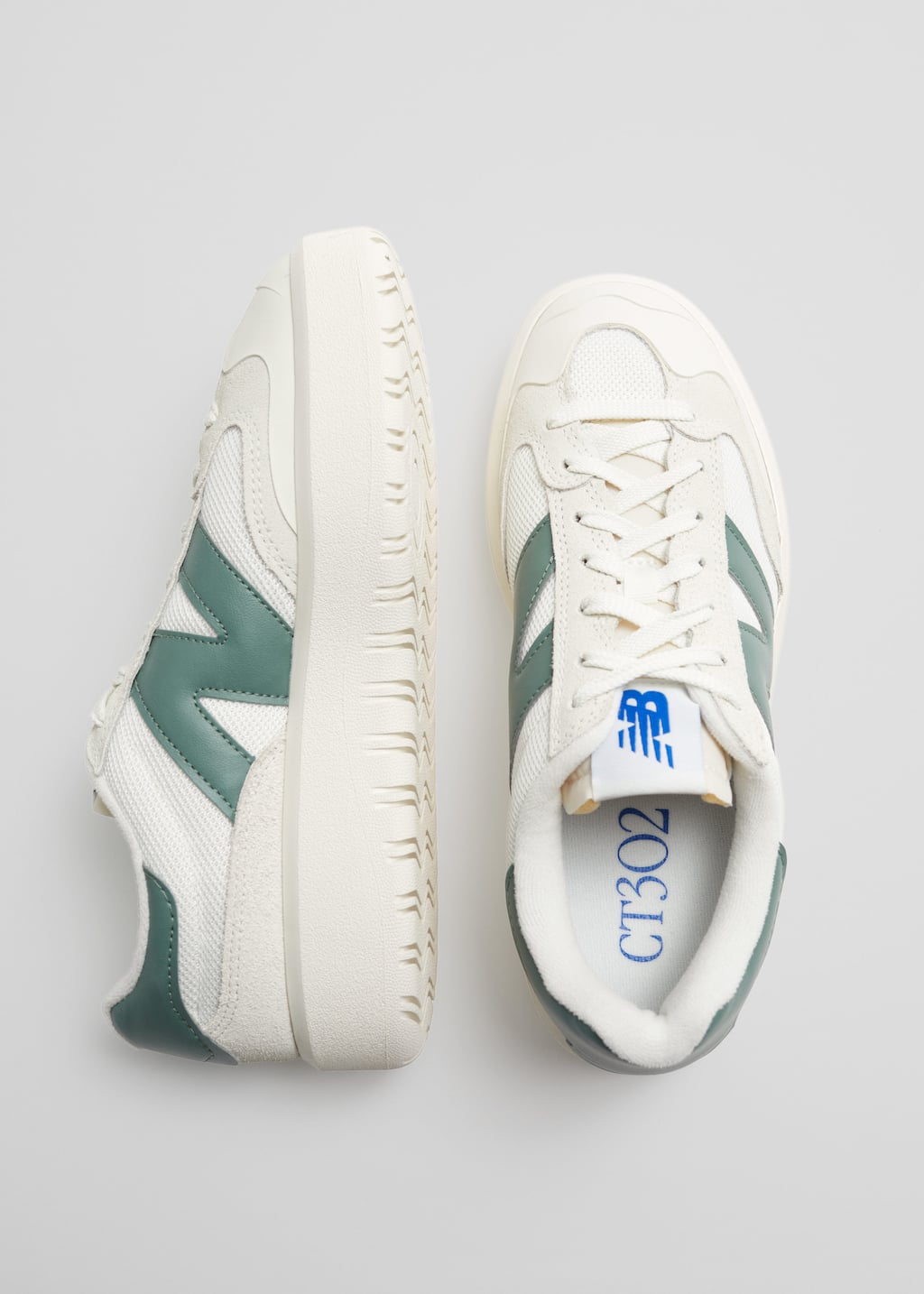 Sneakersy New Balance CT302 – {{variantName}} – Szczegół