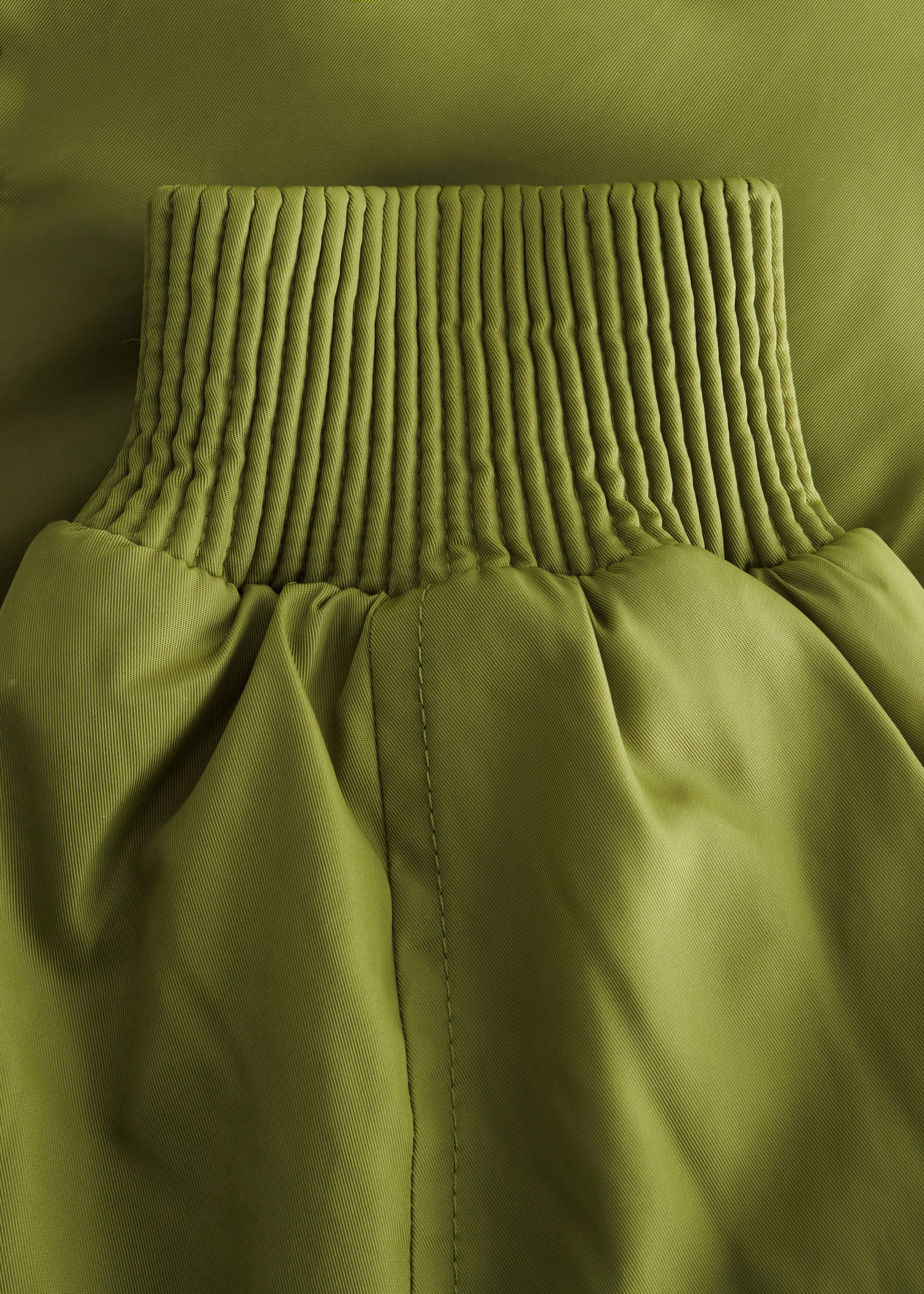 Cropped Bomber Jacket - {{variantName}} - Descriptive Detail