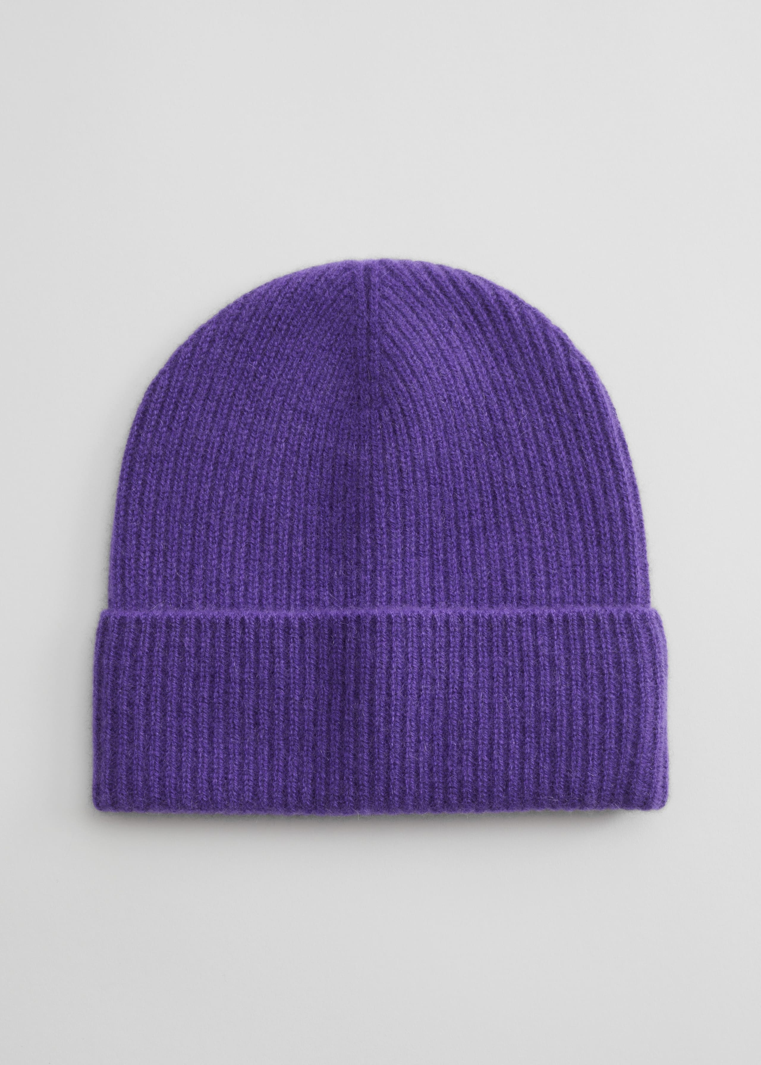 Cashmere Beanie - Black - Still Life