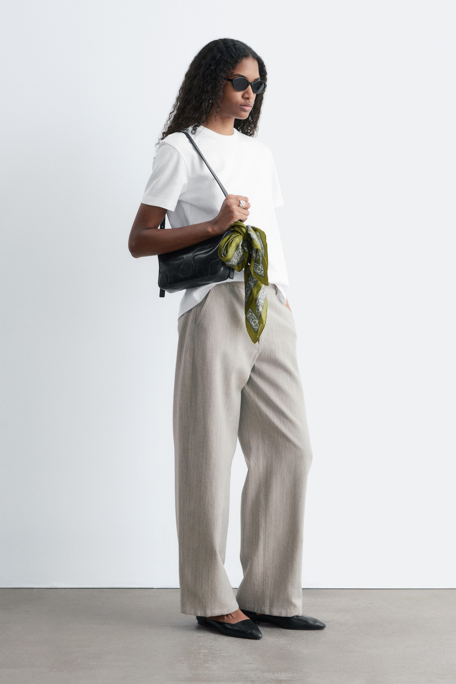 Tricou din bumbac cu guler rotund - Alb/Albastru Deschis/Roșu/Galben/Roz deschis/Maro închis/Bleumarin/Alb Dungi/Negru/Dungi Roz/Maro/Liliac - 7