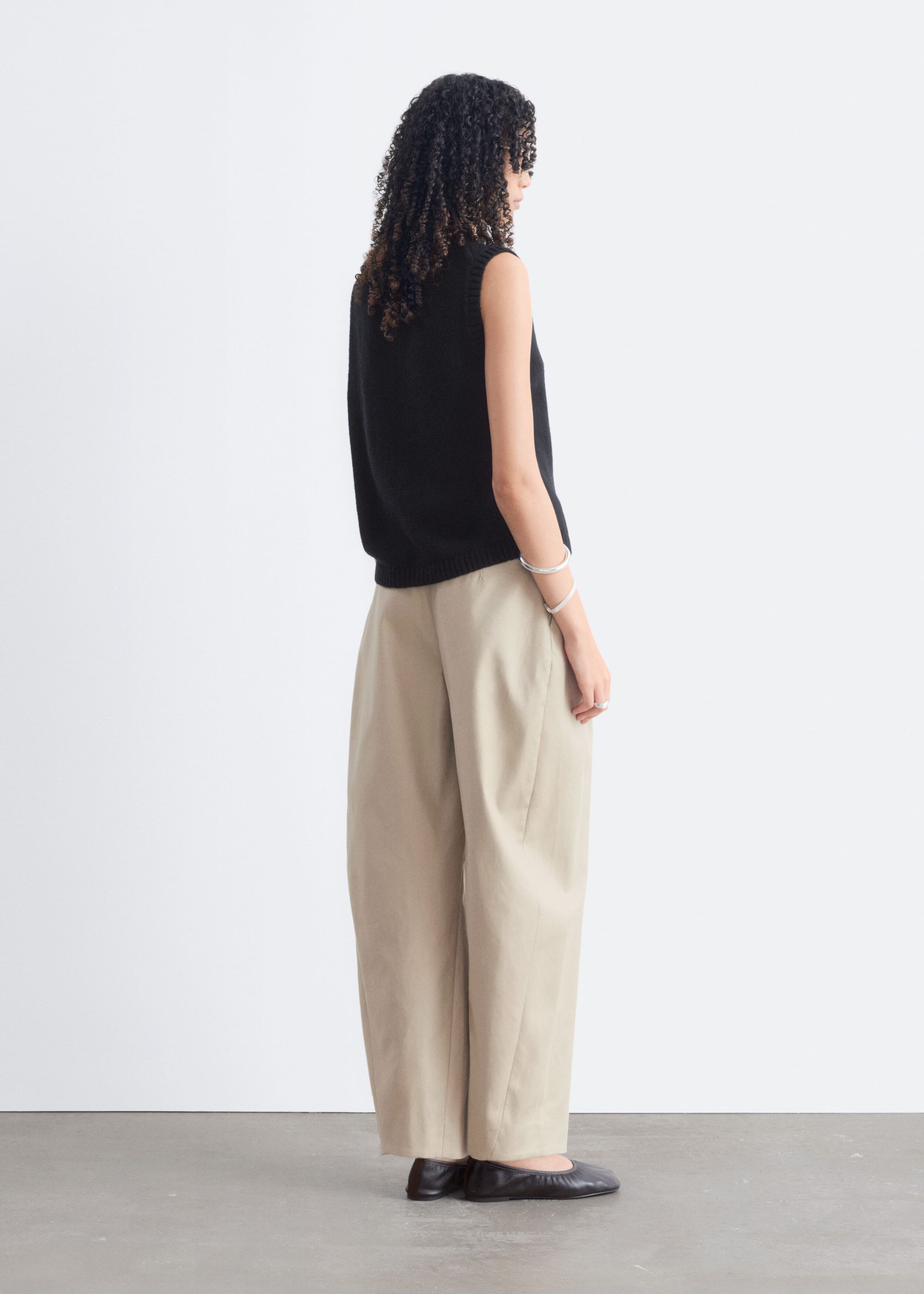 Wool-Cotton Knitted Vest - Black - Lookbook
