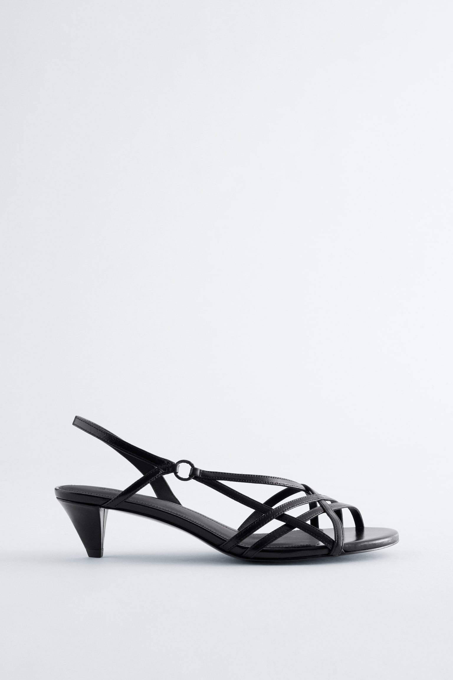 Remsandaletter i läder - Svart/Guld - 1