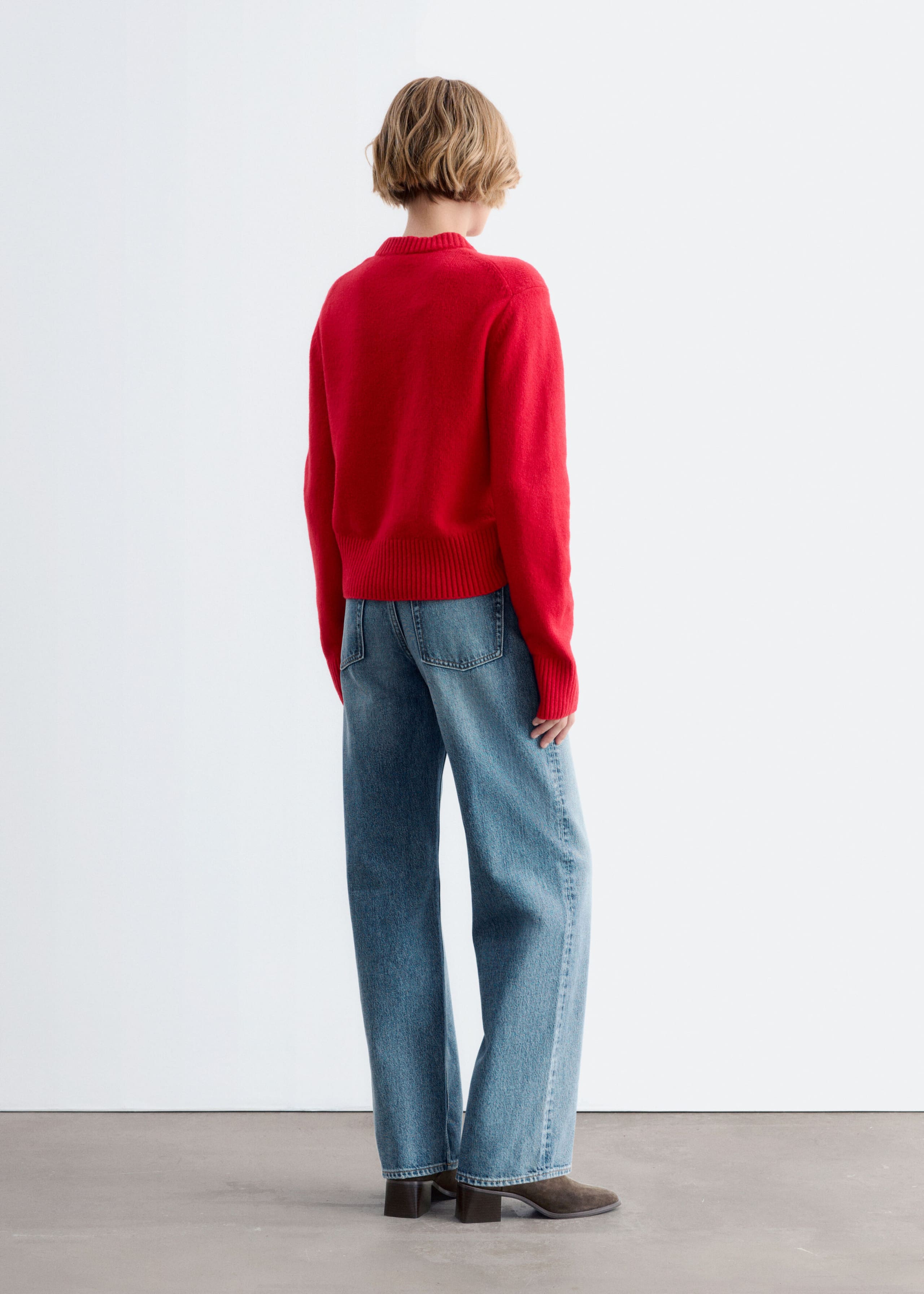 V-Neck Jumper - Dark Red - Lookbook