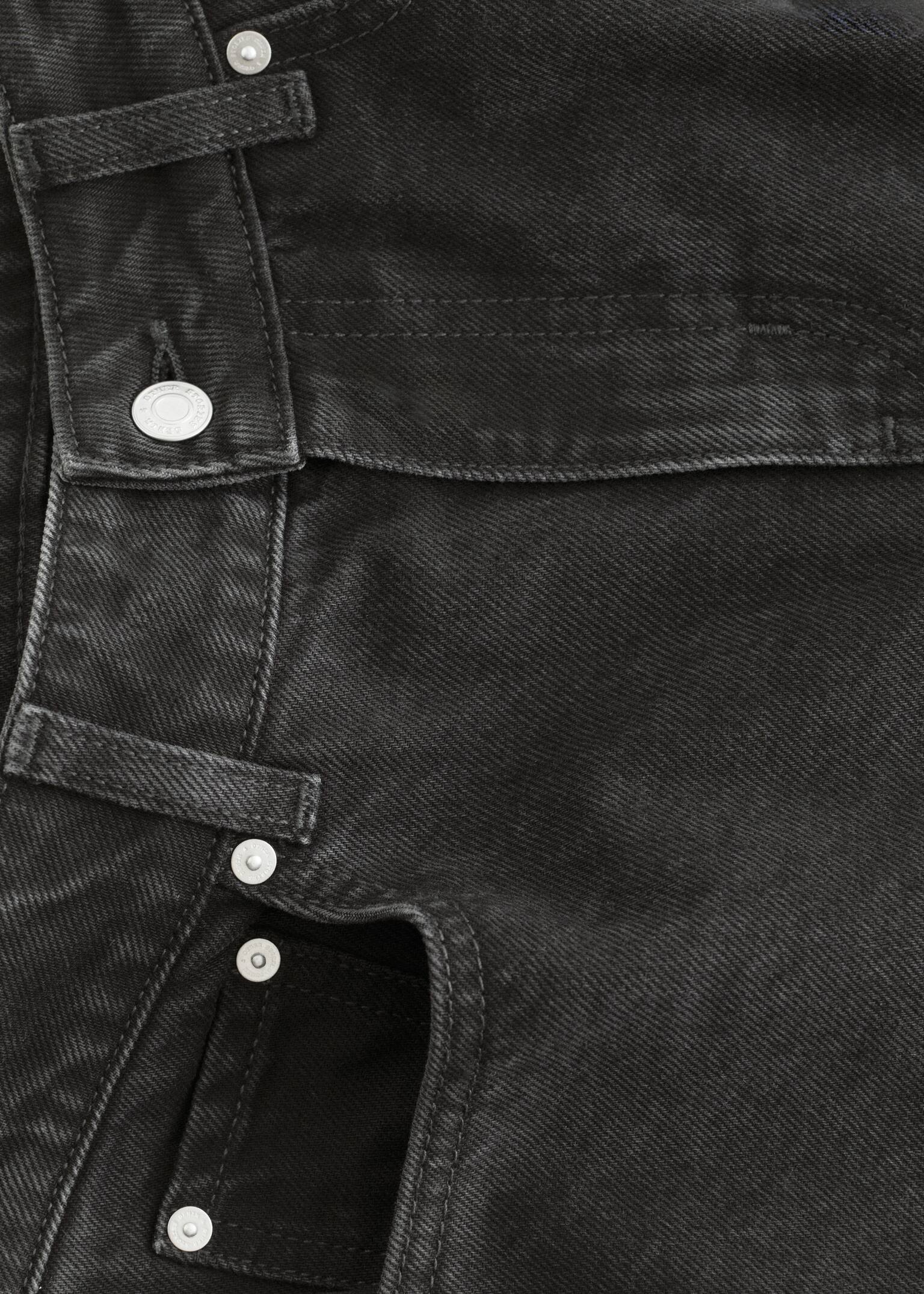 Schmal zulaufende Jeans - Schwarz/Hellblau/Mittelblau/Beige/Cremeweiß - 8