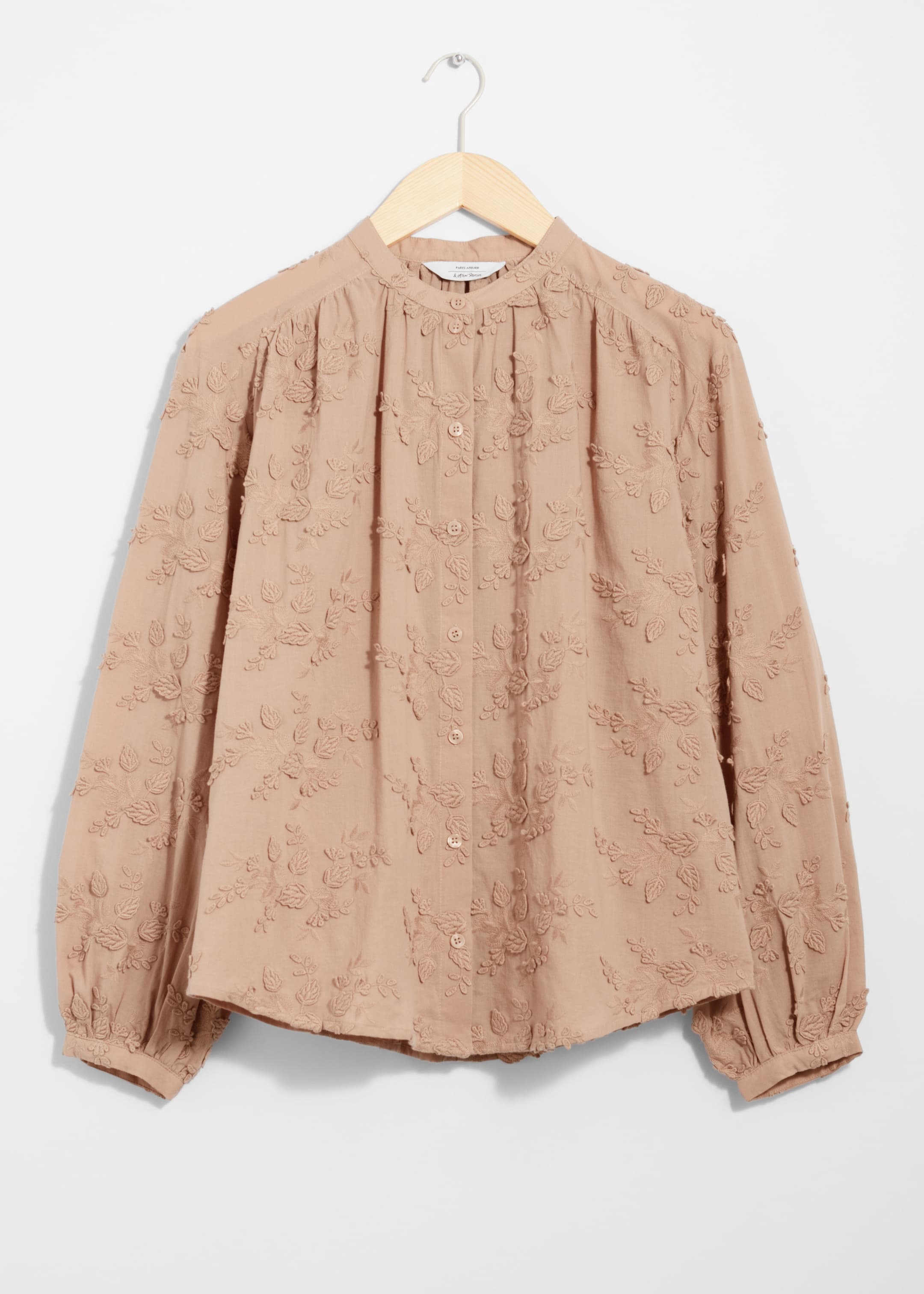 Zobrazit větší obrázek: Halenka s květinovými aplikacemi - Beige - ŽENY | H&M CZ 1