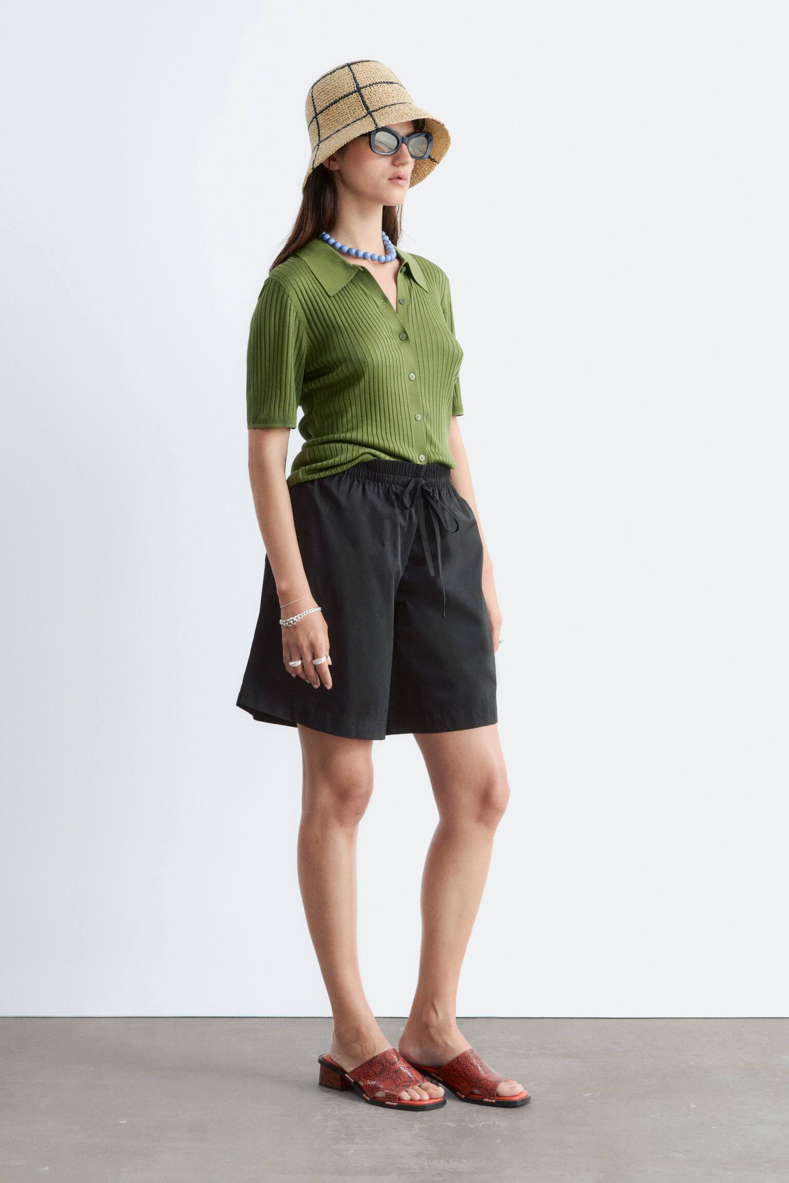 Calções com cordão até ao joelho - Preto - 3