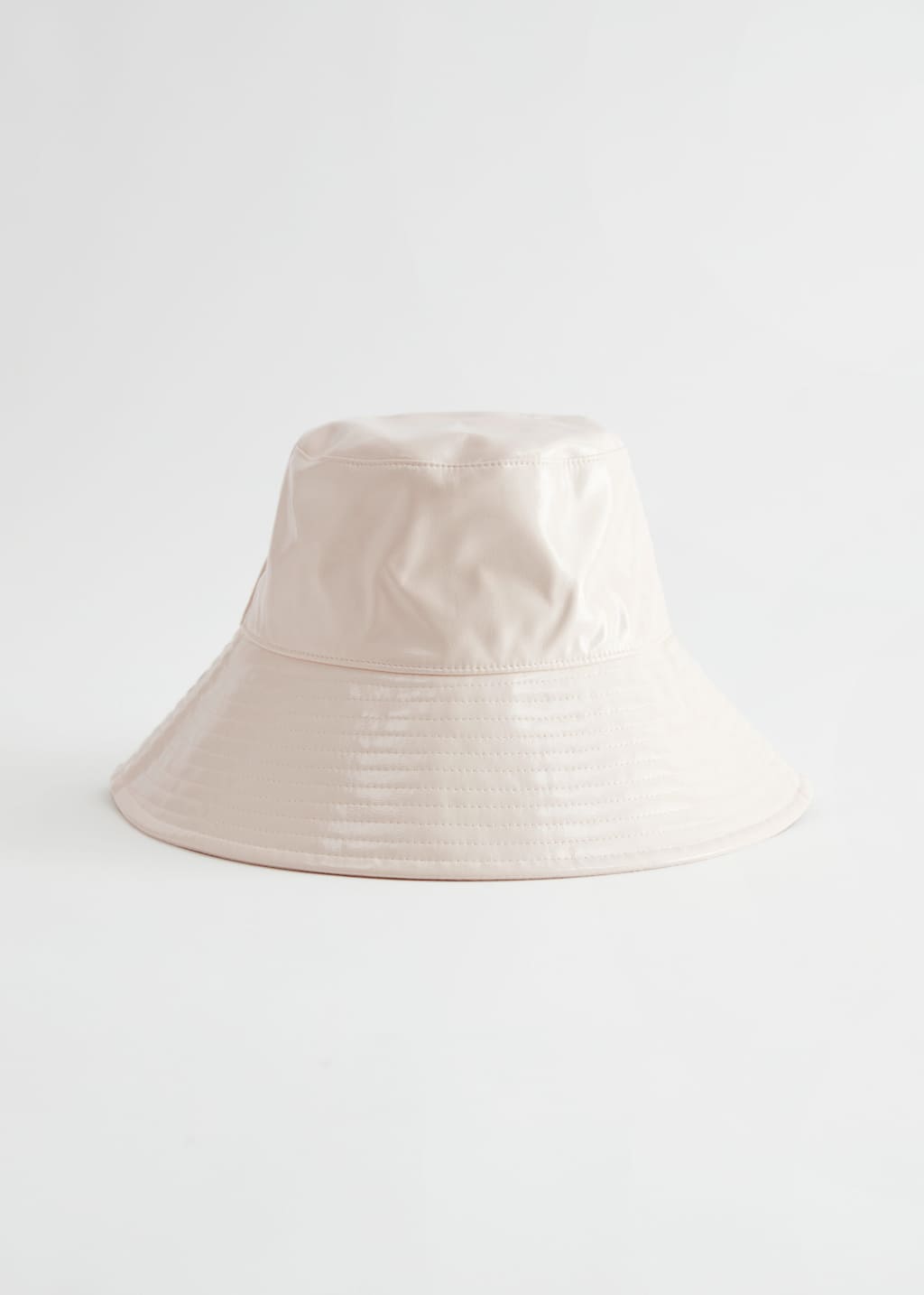 VinylBucketHat - Vanilla - Bodegón