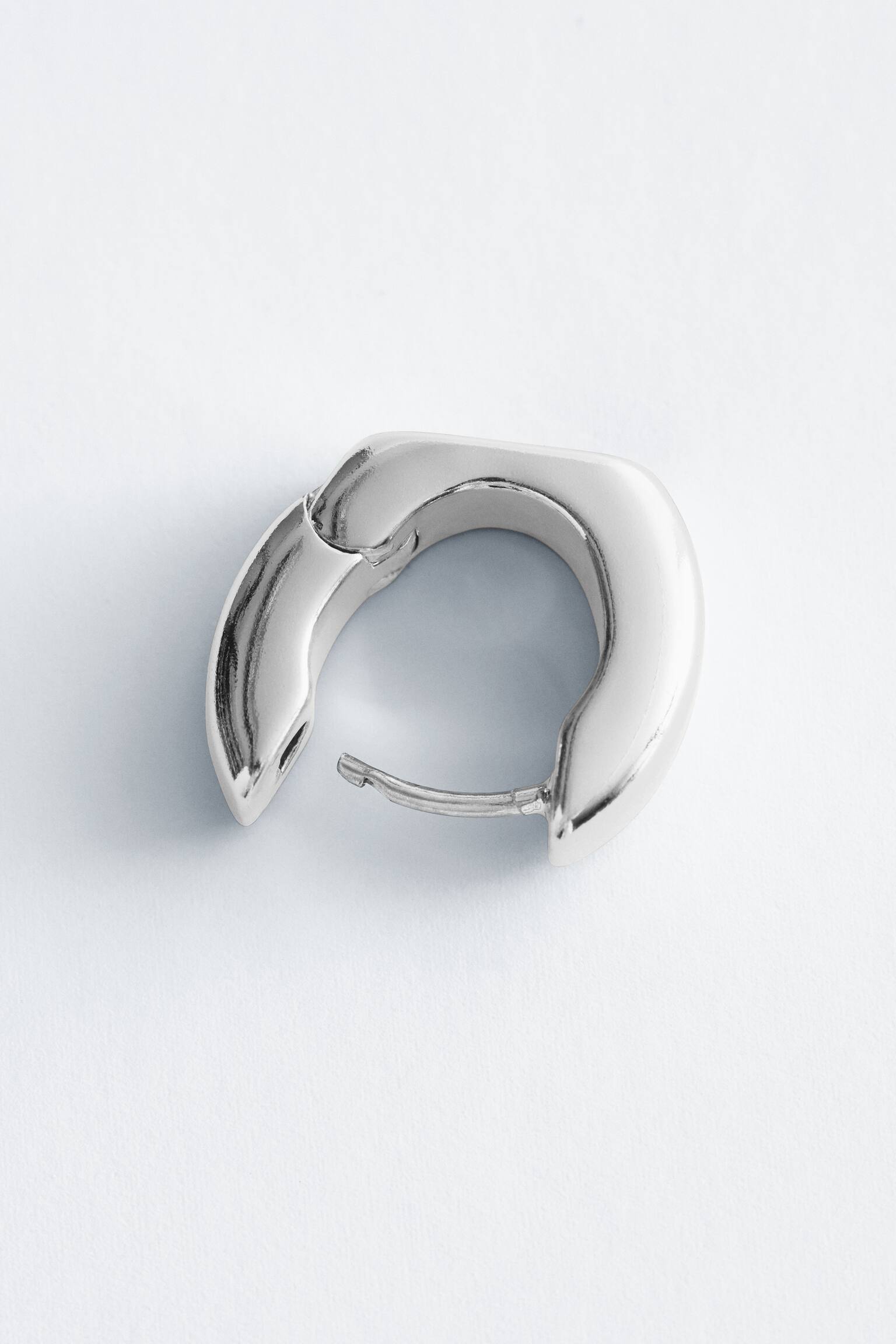 Masivní kruhové náušnice - Stříbrná - 3