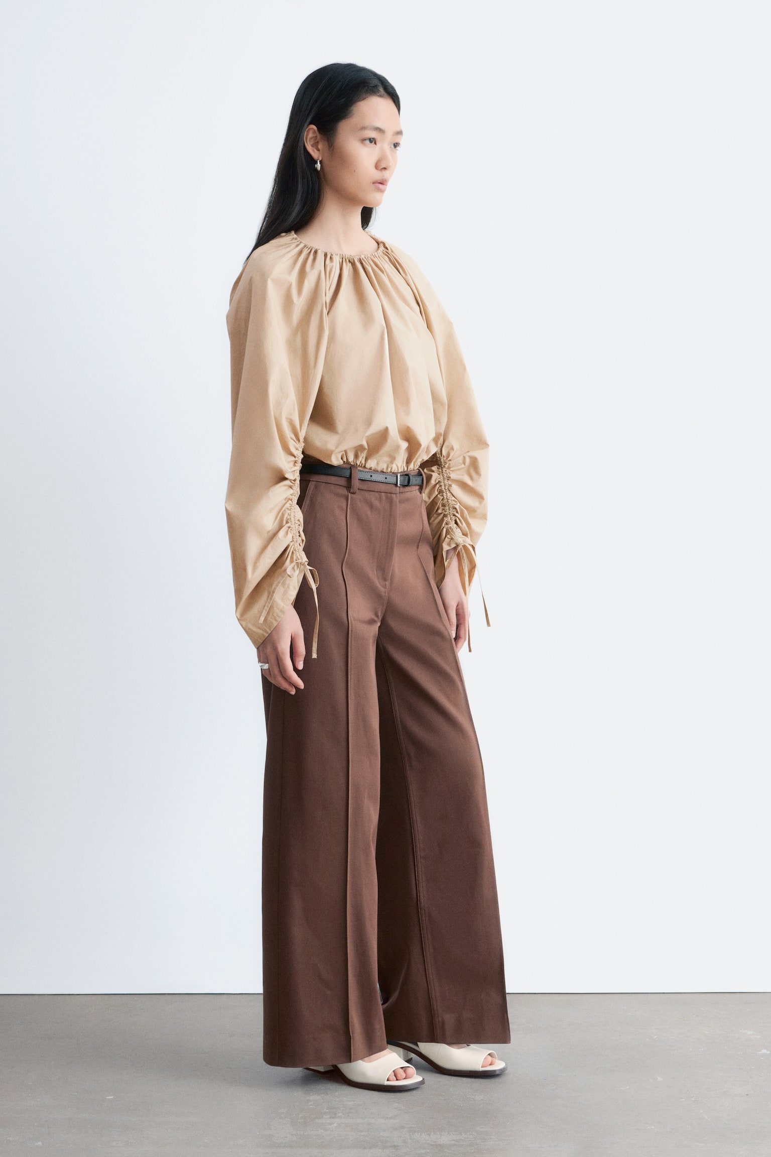 Bomuldsbukser med pressefolder - Brun/Hvid - 6