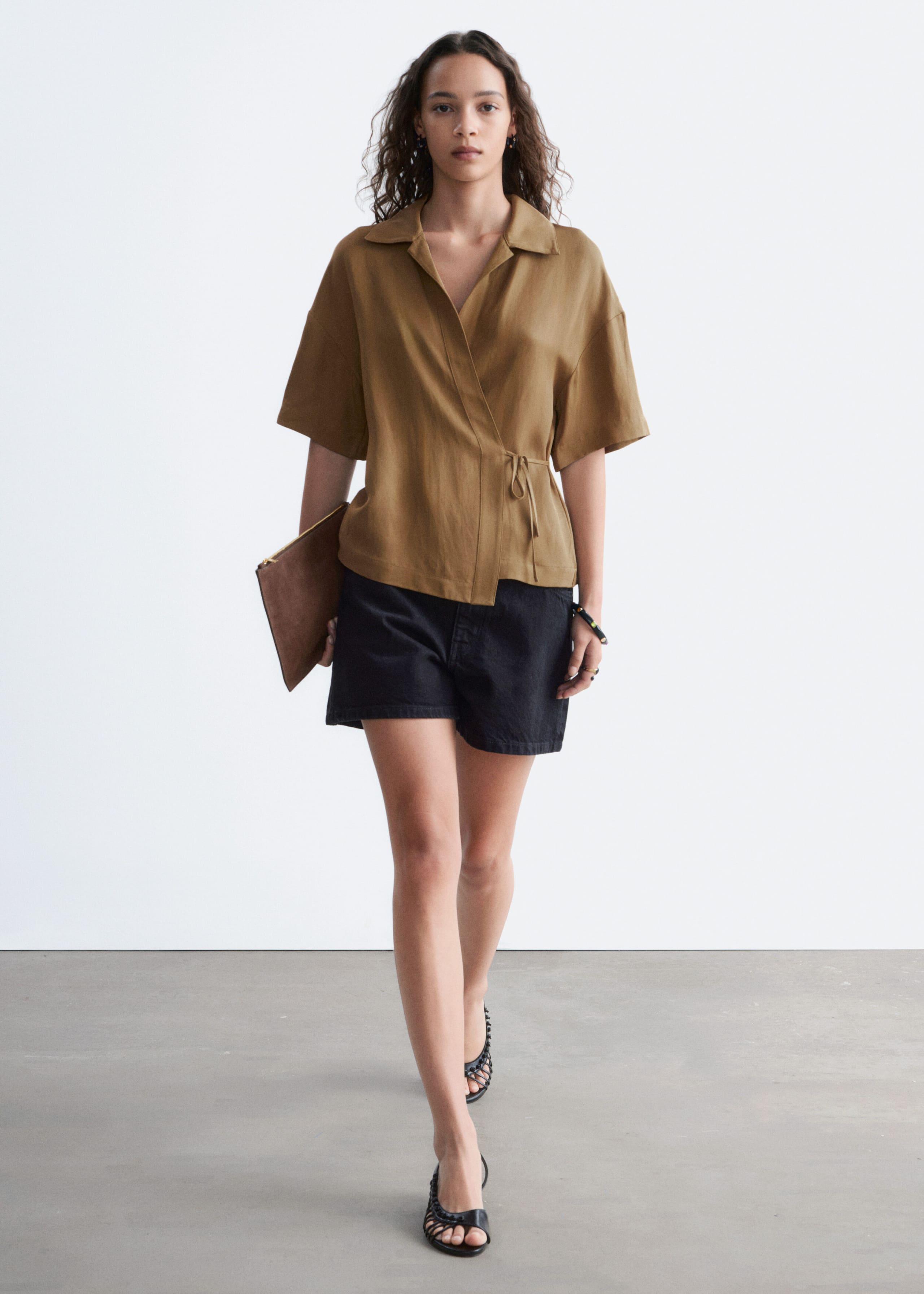 Wrap Short-Sleeve Shirt - Black - Lookbook