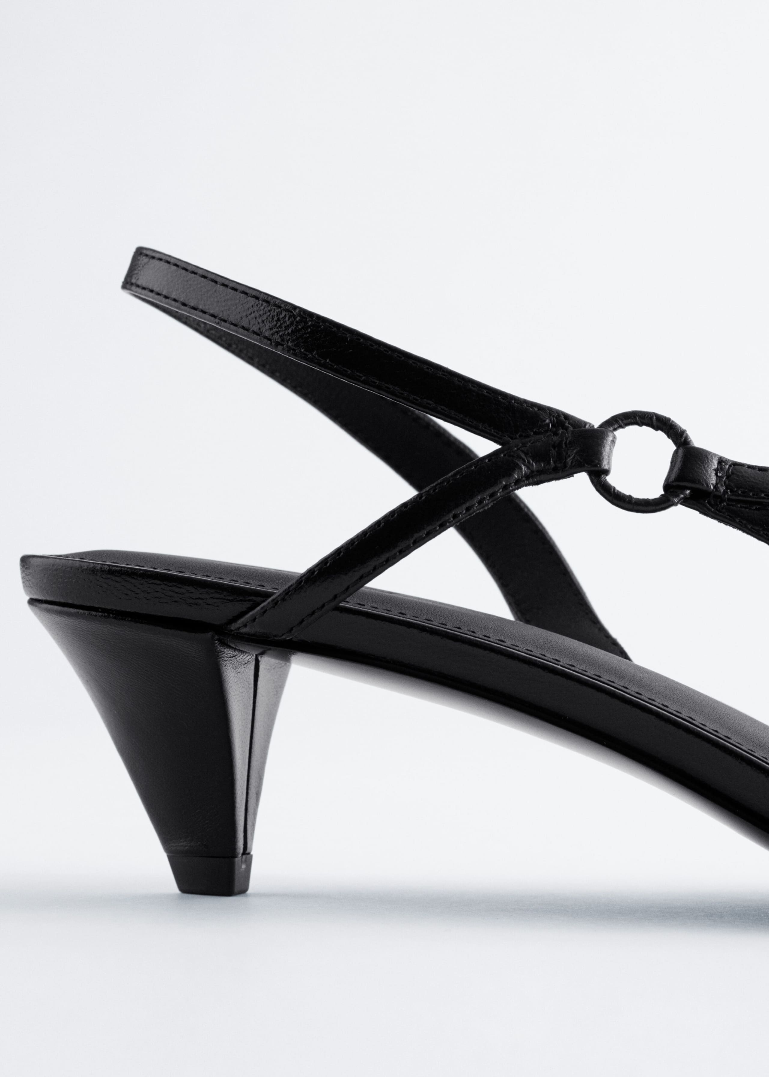 Strappy Leather Sandals - Gold - Still Life